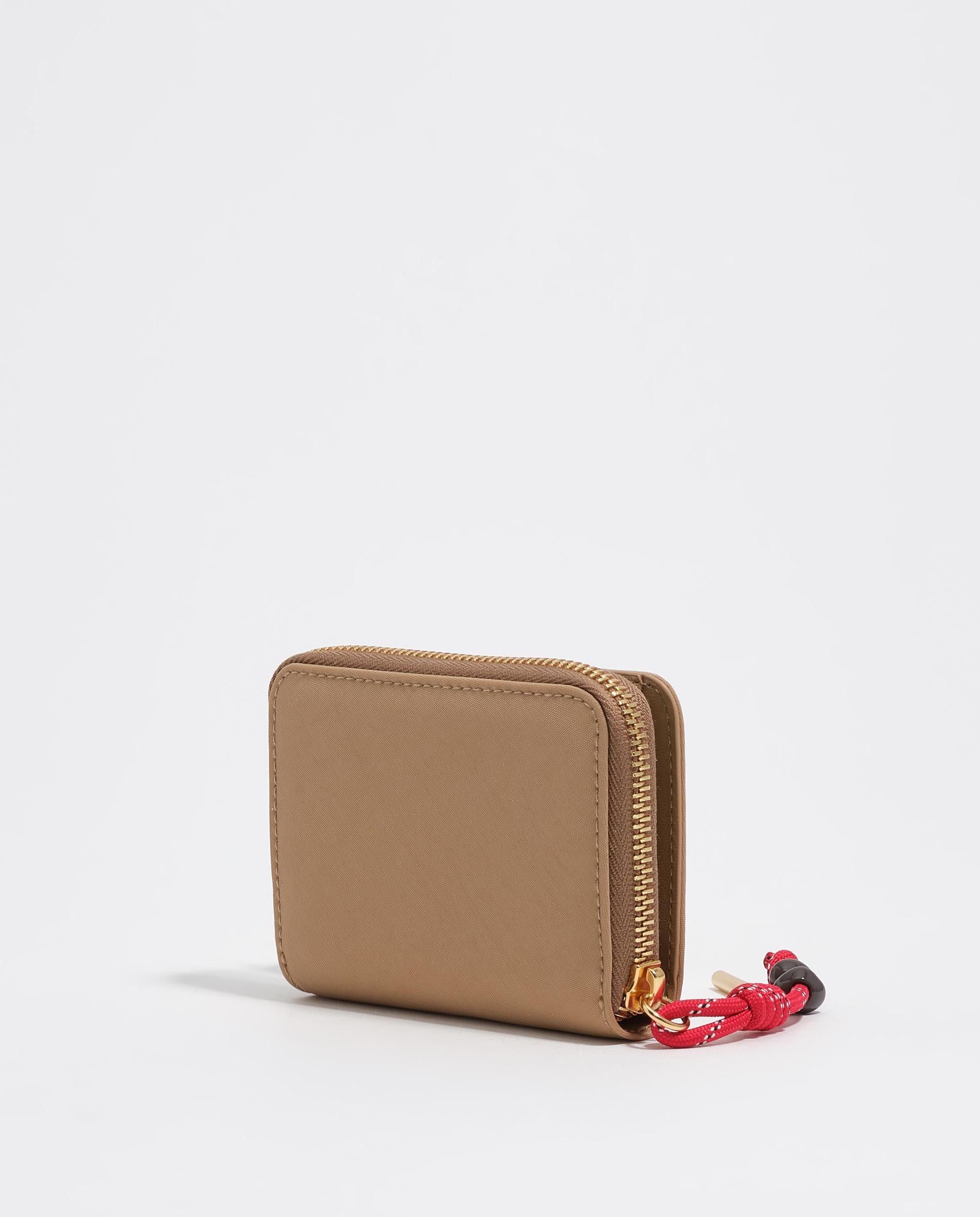 Carteira com Aba de Nylon e Fecho Zip Camel-5