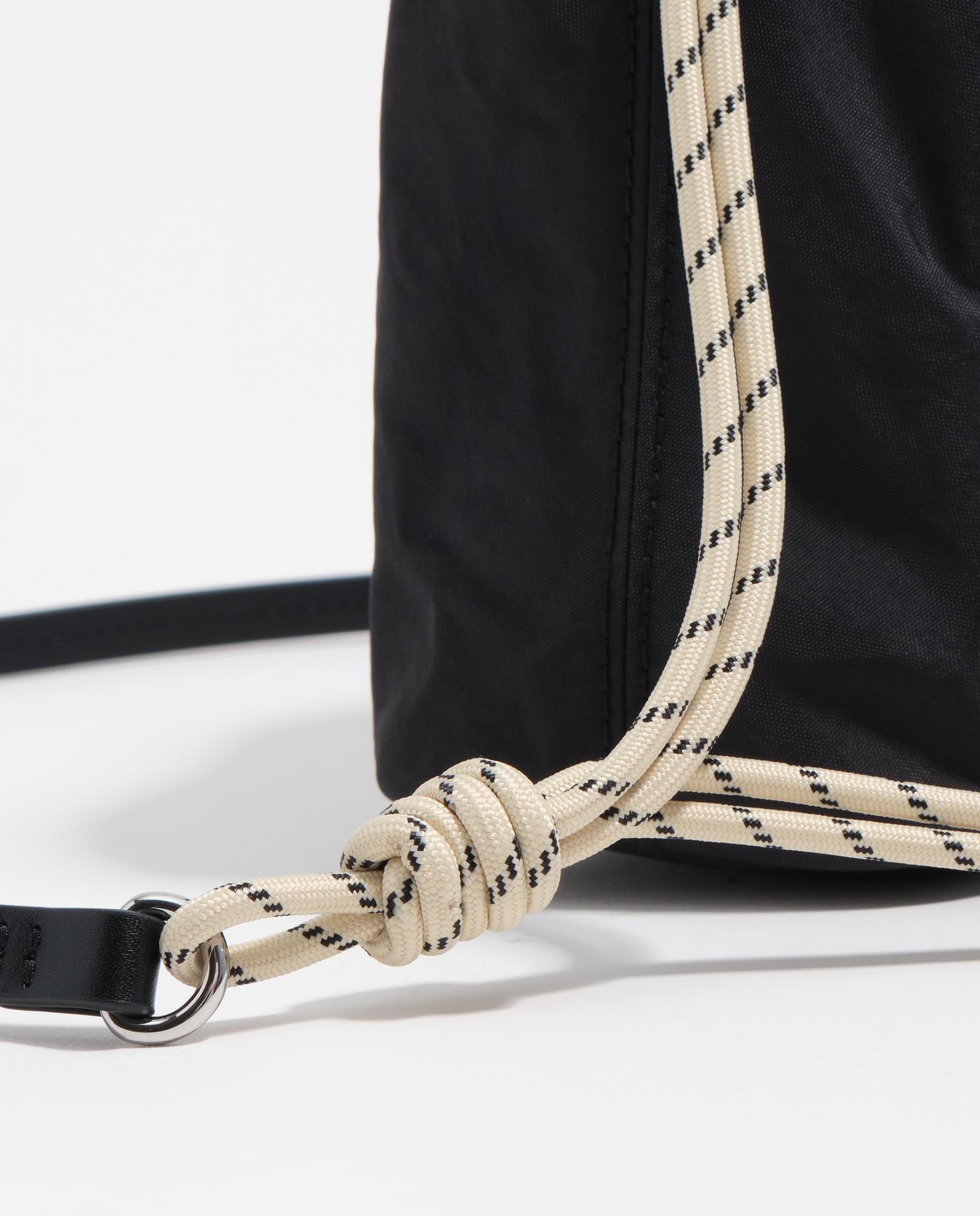 Mala de Ombro Mini com Fecho Fruncidor Preto-2