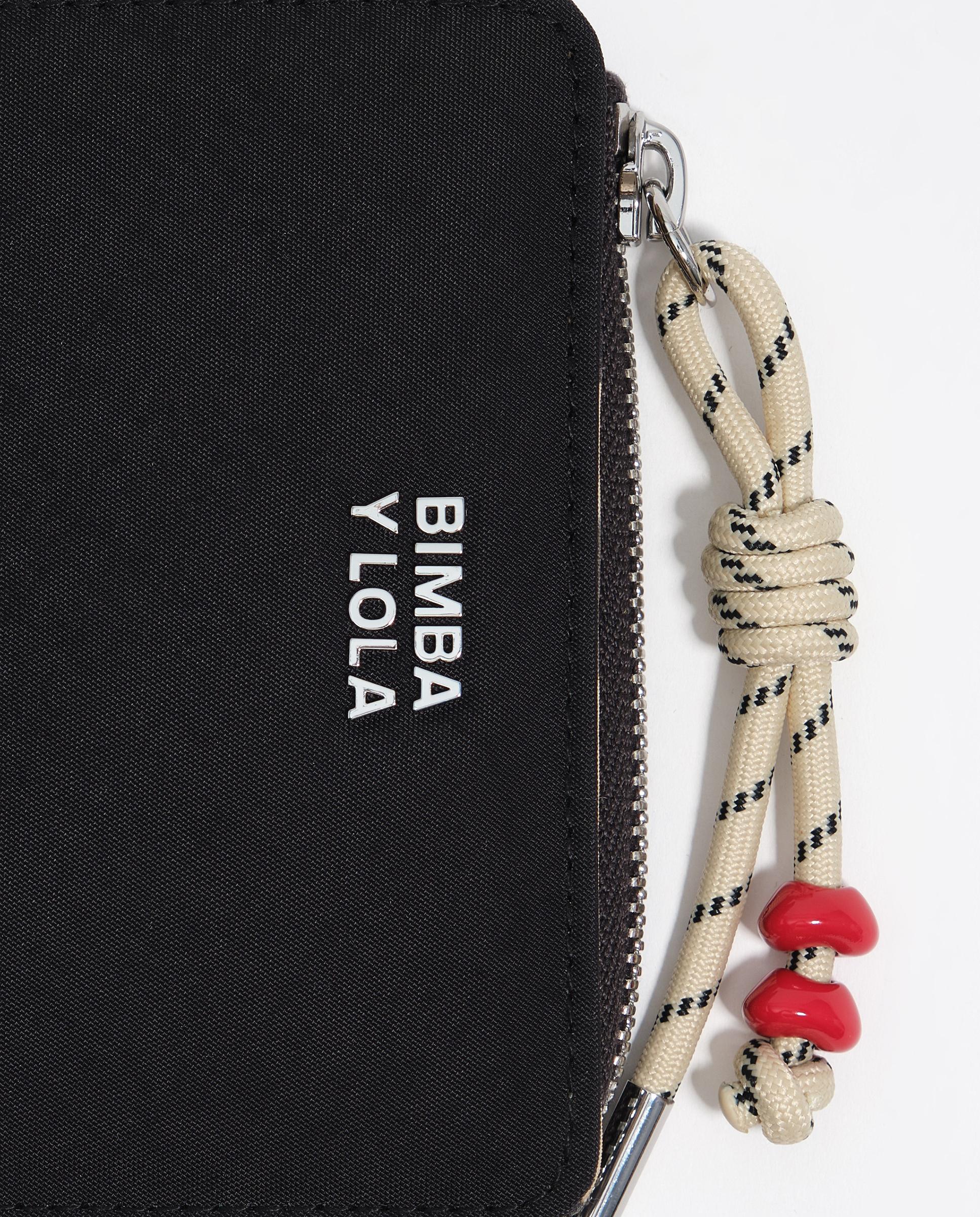 Carteira Compacta em Nylon com Fecho Zip Preto-2