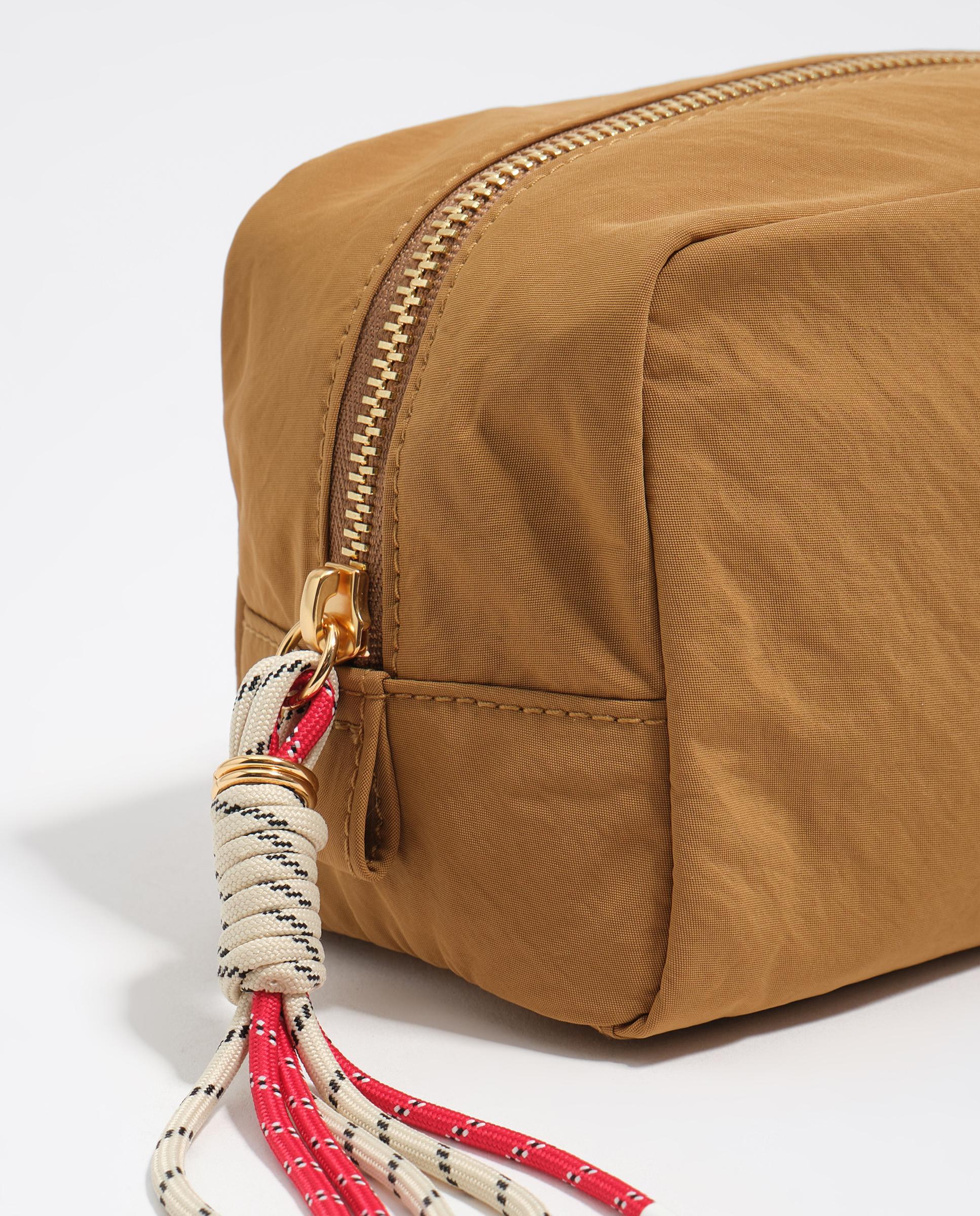 Necessaire Pequeno Nylon Caramelo-3