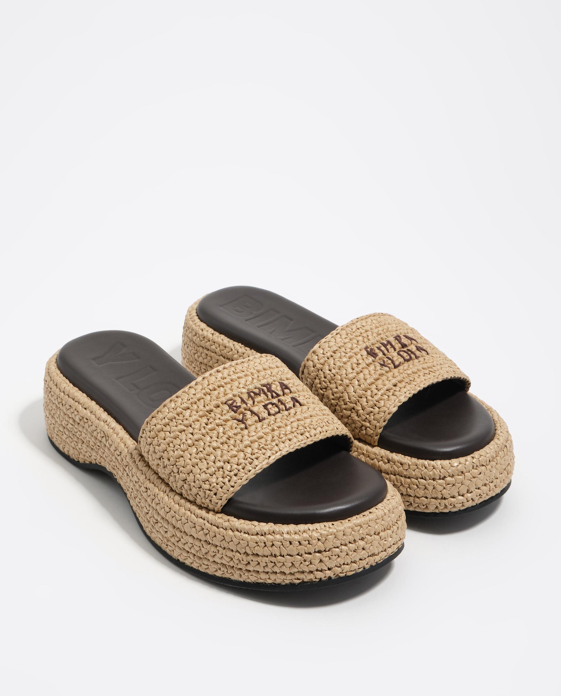 Imagem 0 de Sandálias de Tira Efeito Ráfia com Logo