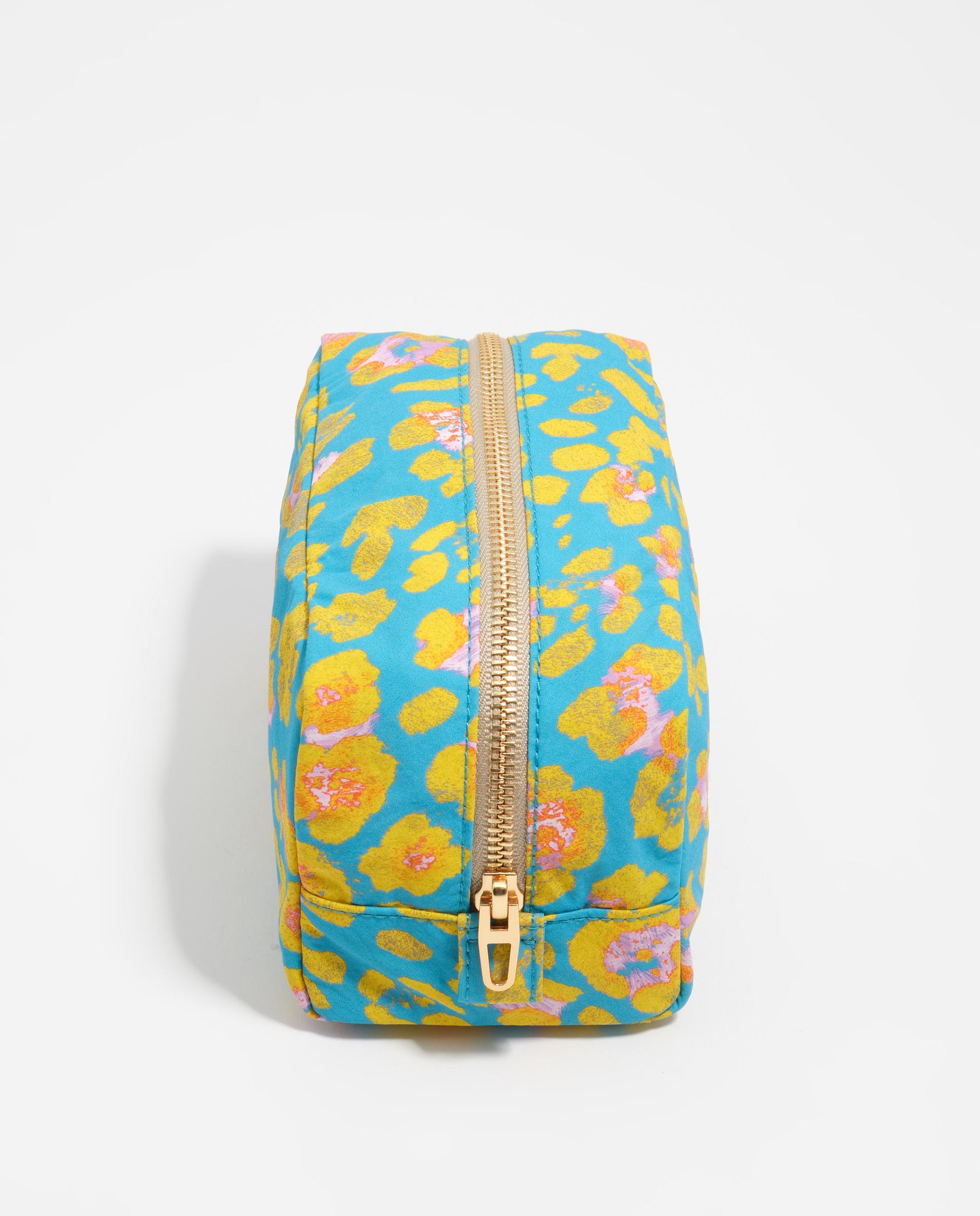 Necessaire Pequeno com Estampado Animal Print Azul-4