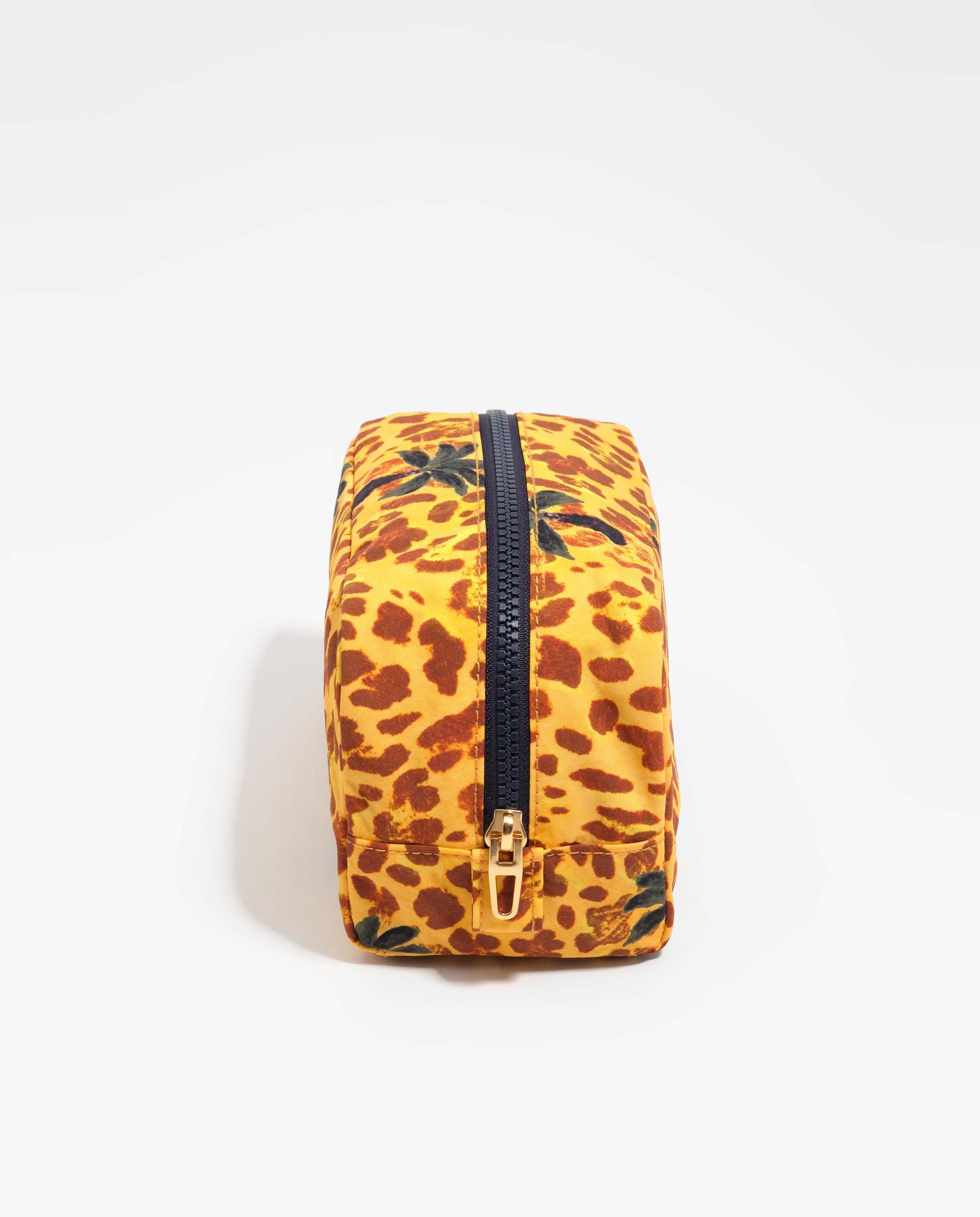 Necessaire Pequeno de Nylon Leopard Palms Amarelo-5