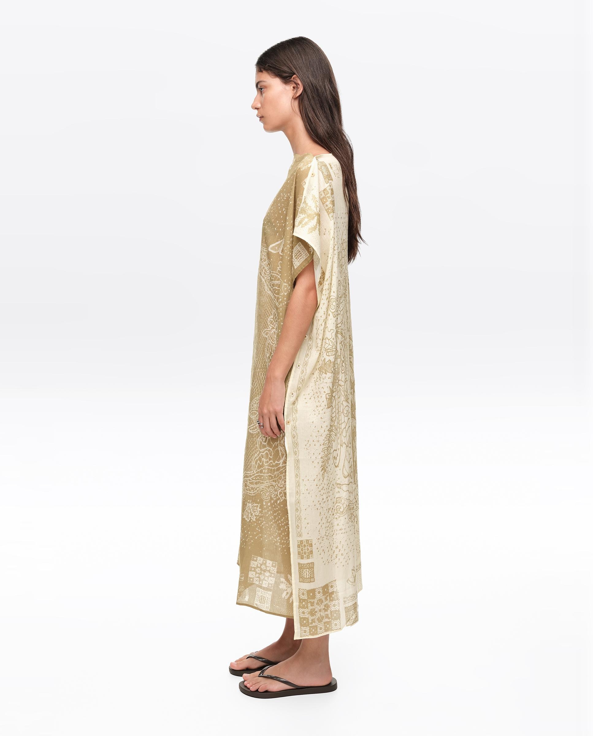 Vestido Midi com Corte Quadrado e Botões Laterais Verde-4