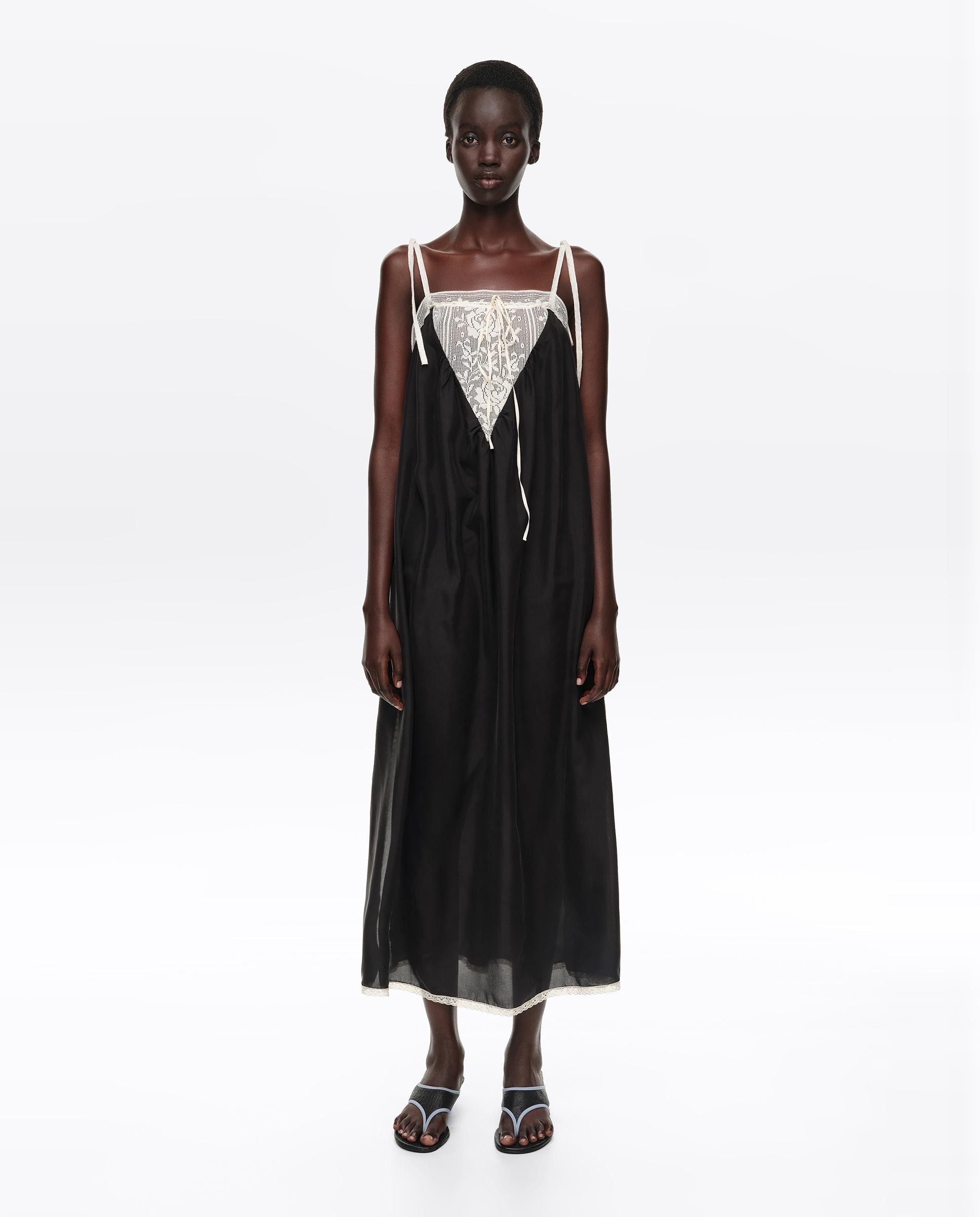 Imagem 0 de Vestido Midi de Alças em Seda com Rendas