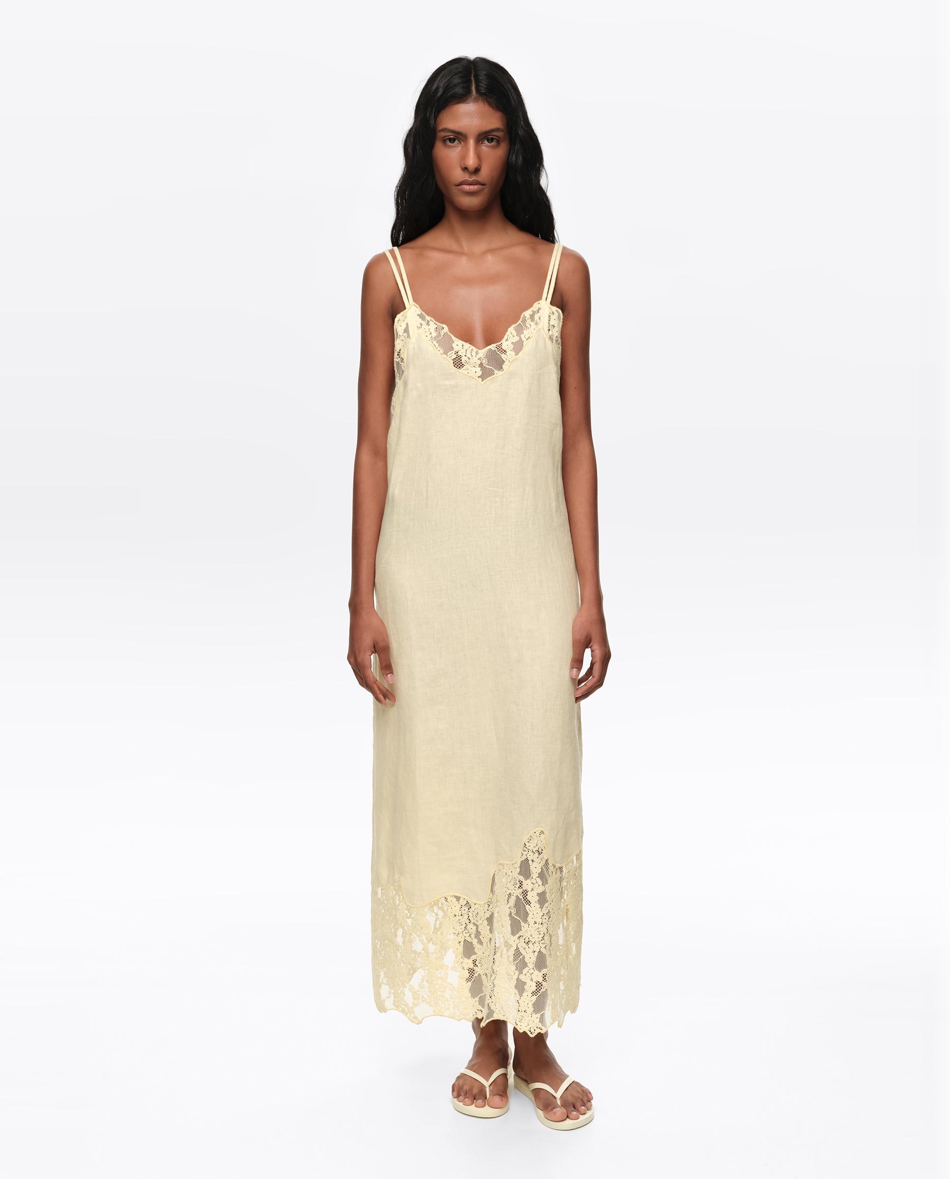 Imagem 0 de Vestido com Decote em V Rendas