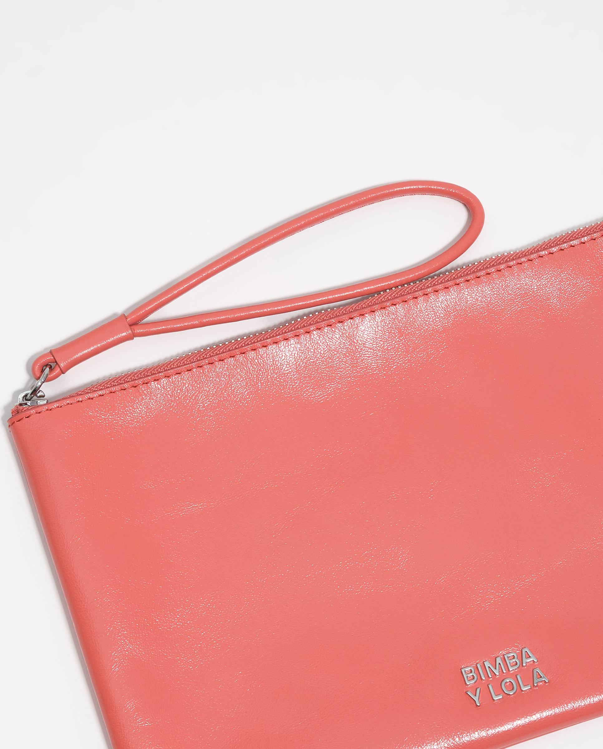 Necessaire em Pele com Fecho Zip Coral-2
