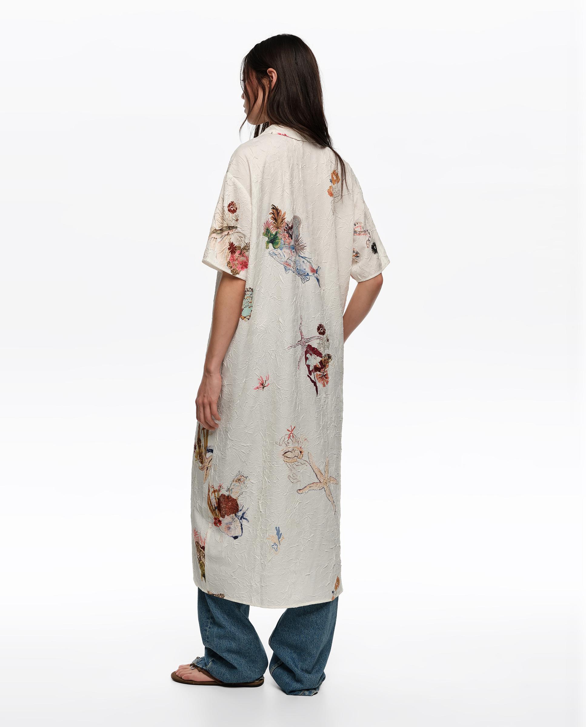 Vestido Midi Tipo Camisa com Estampados Cru-4