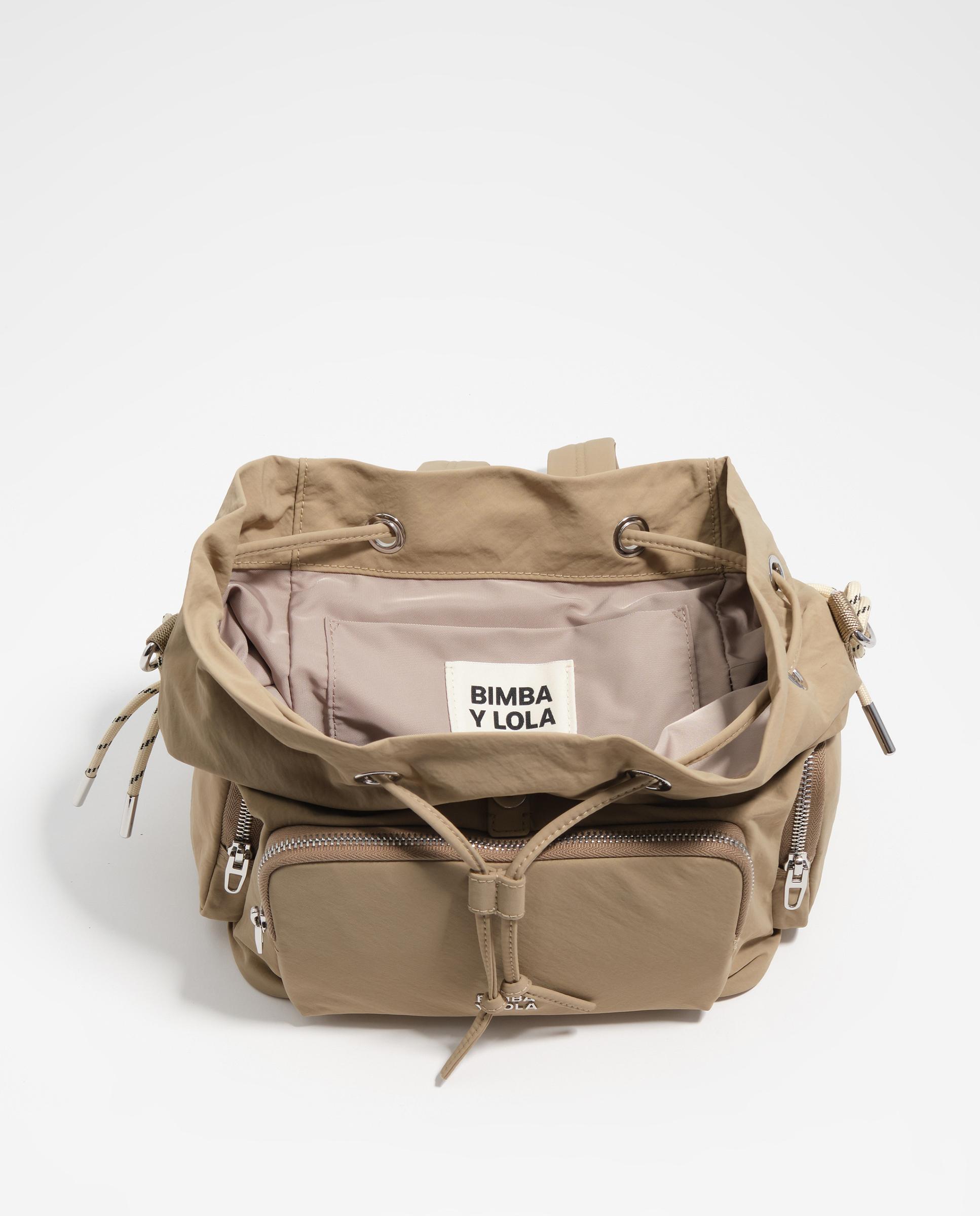 Mochila Pocket Nylon Castanho-4