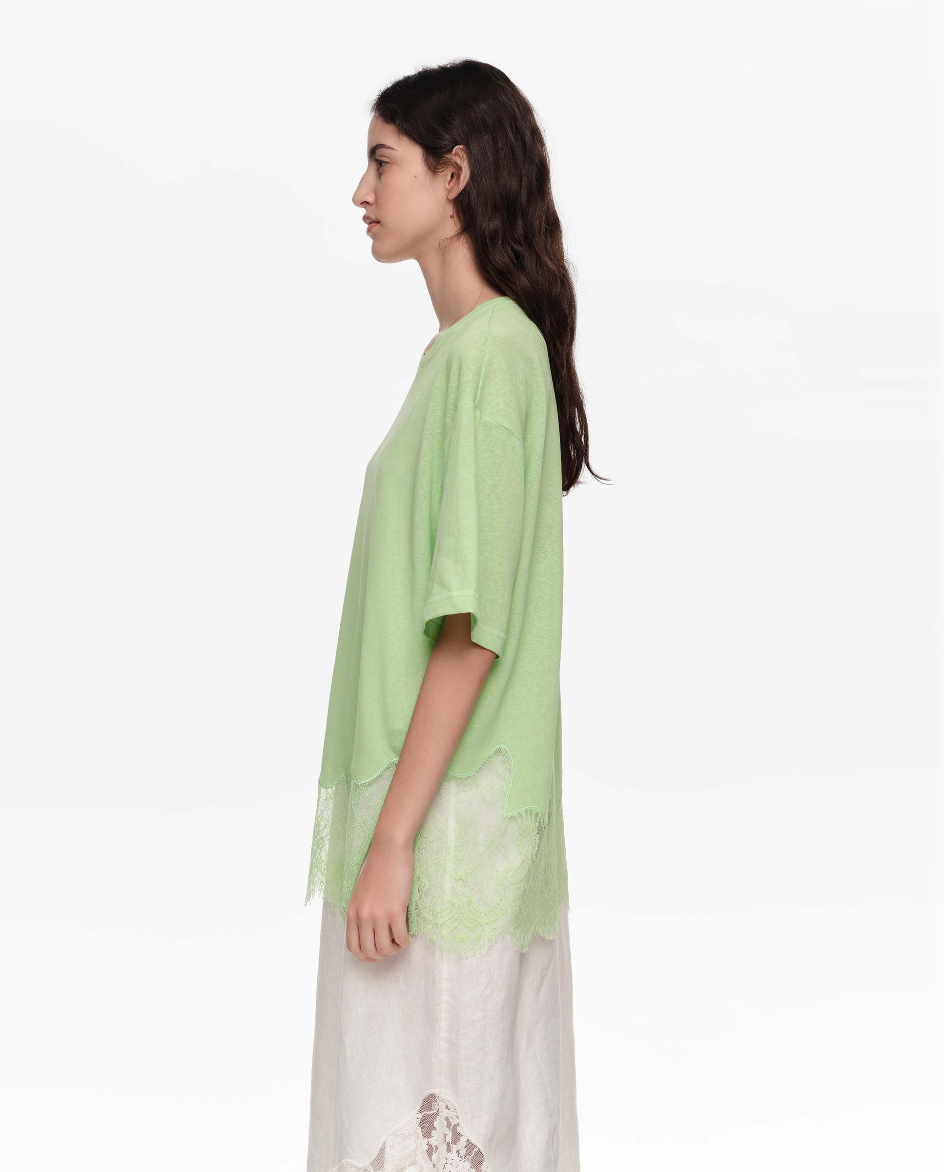 T-shirt Comprida com Renda Verde-4