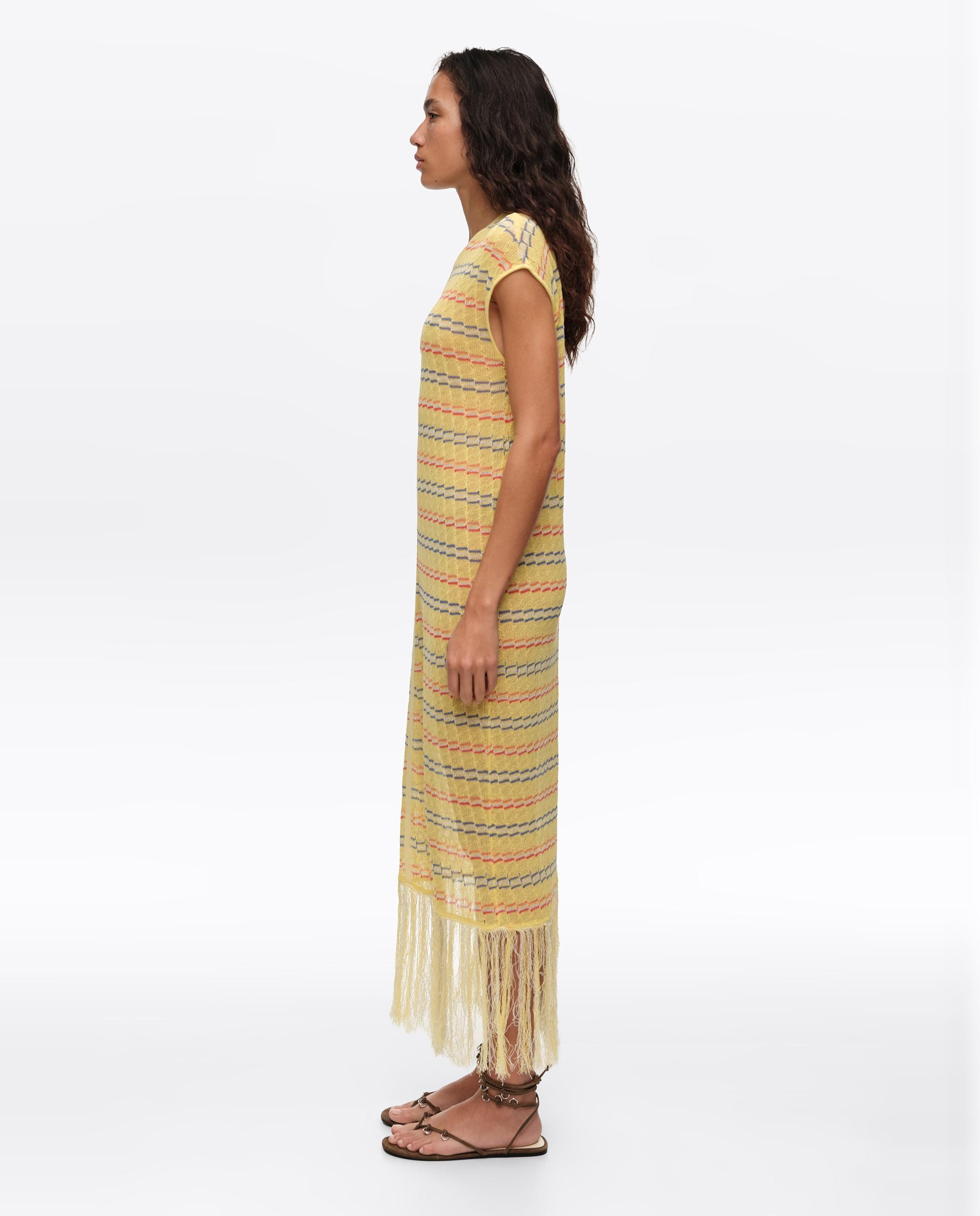 Vestido sem Mangas com Franjas de Malha Amarelo-4