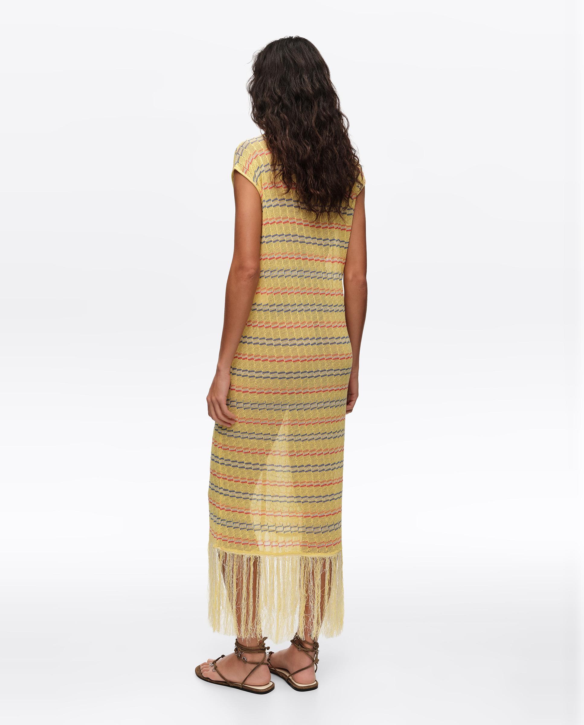 Vestido sem Mangas com Franjas de Malha Amarelo-5