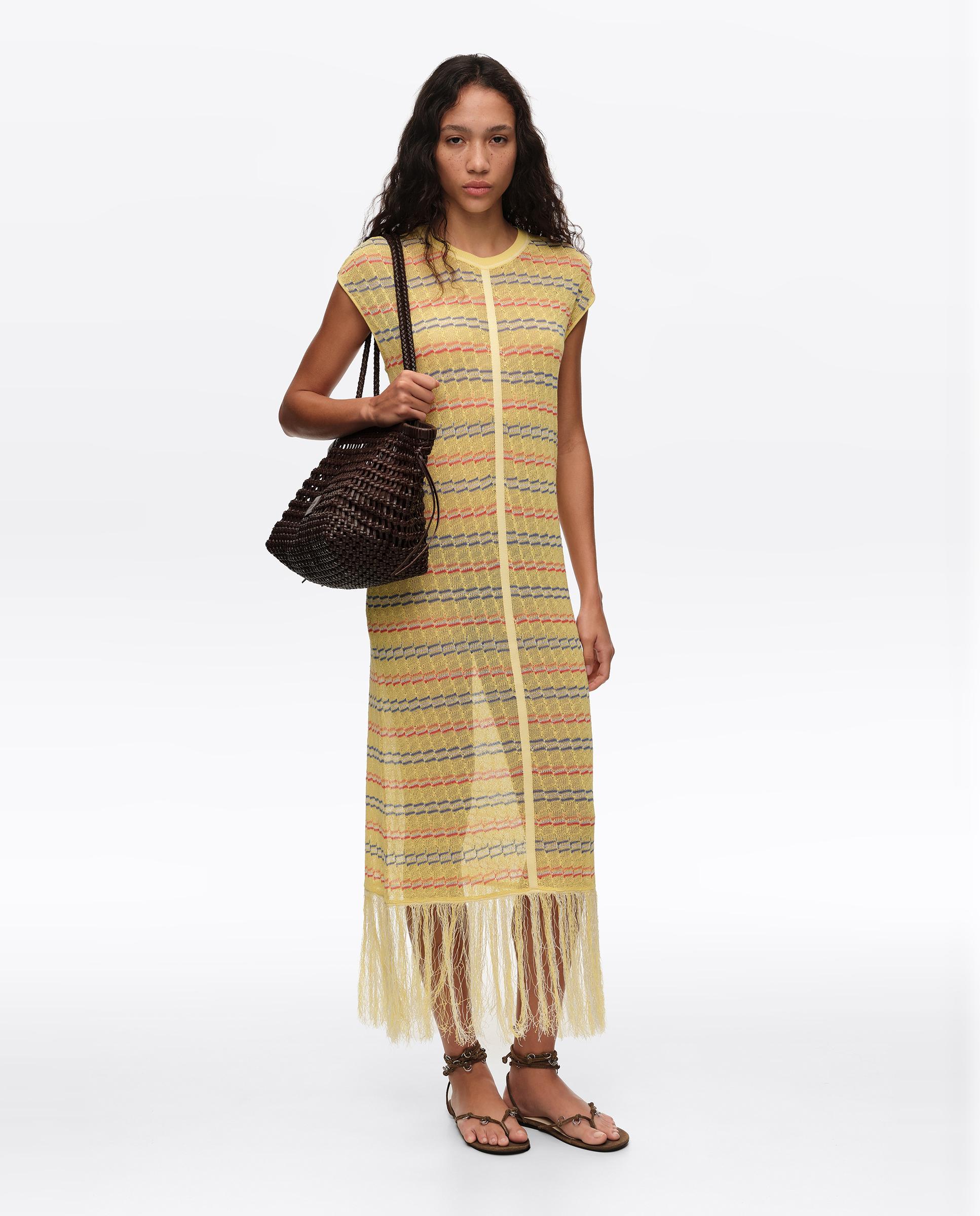 Vestido sem Mangas com Franjas de Malha Amarelo-7