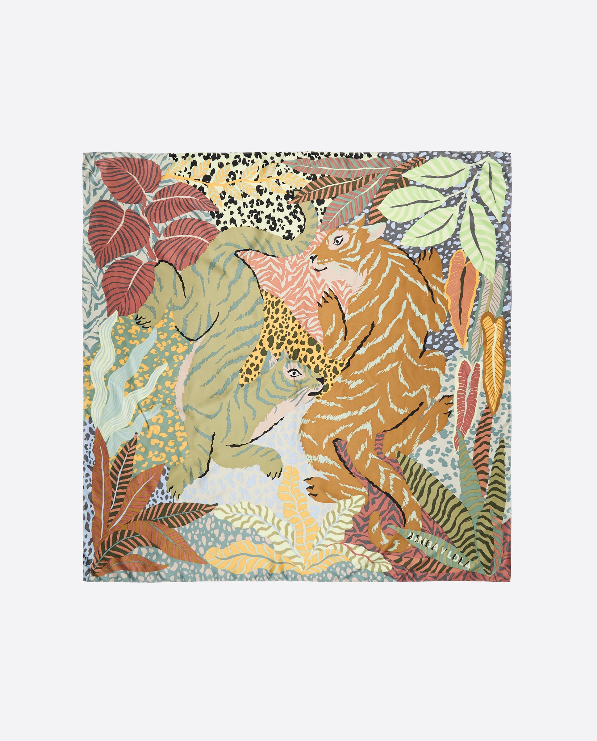 Imagem 0 de Lenço com Estampados e Logo