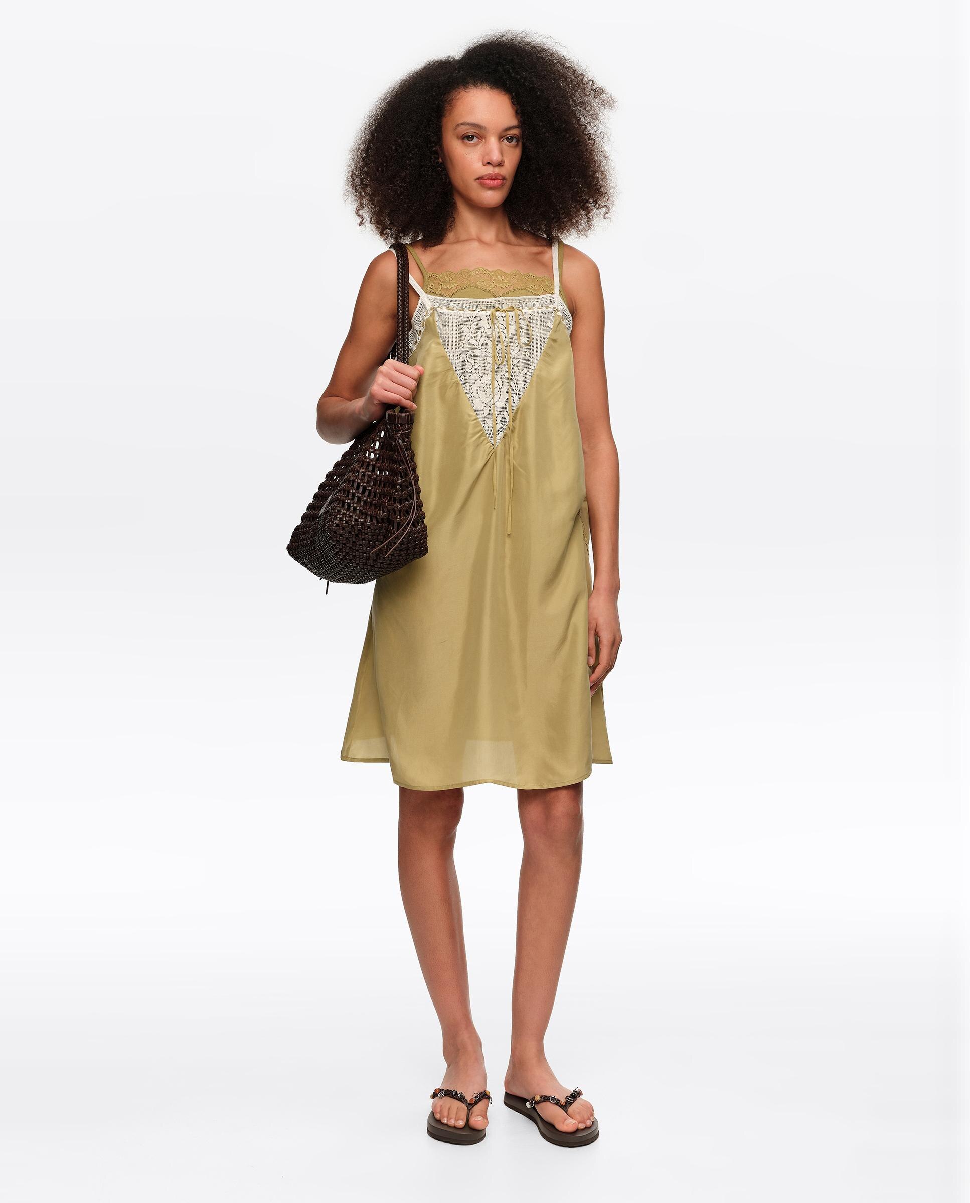 Vestido Curto de Alças de Seda Verde-6