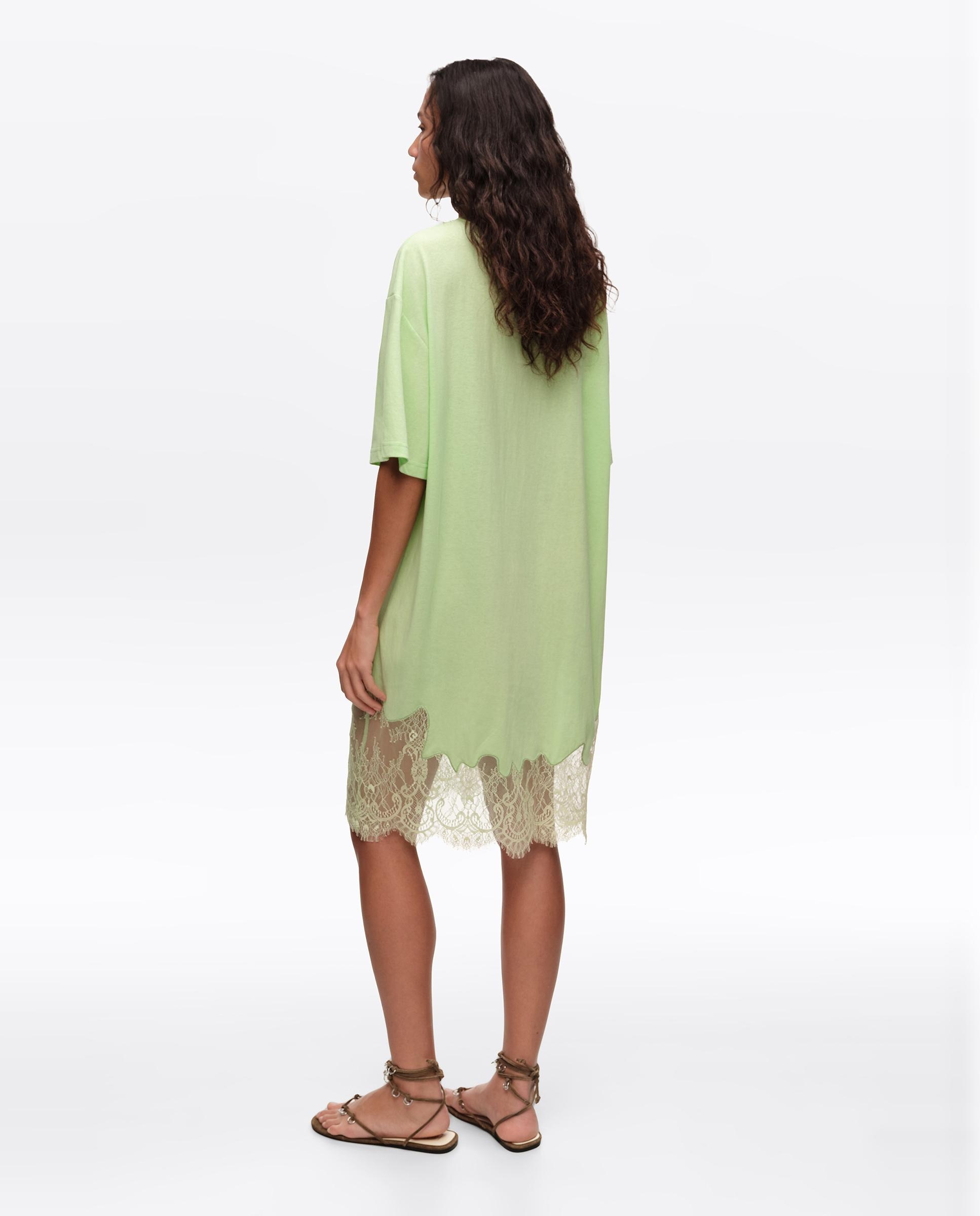 Vestido T-shirt Curto com Renda Verde-5