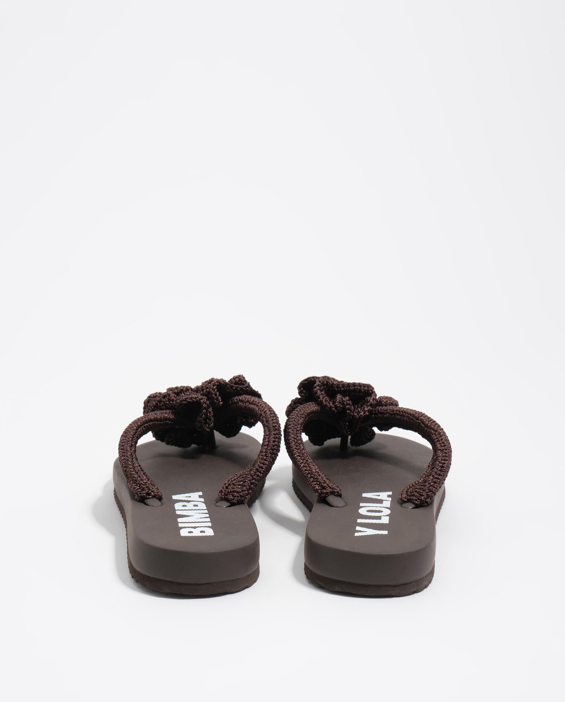 Chinelos Flip Flop com Crochet Castanho-4