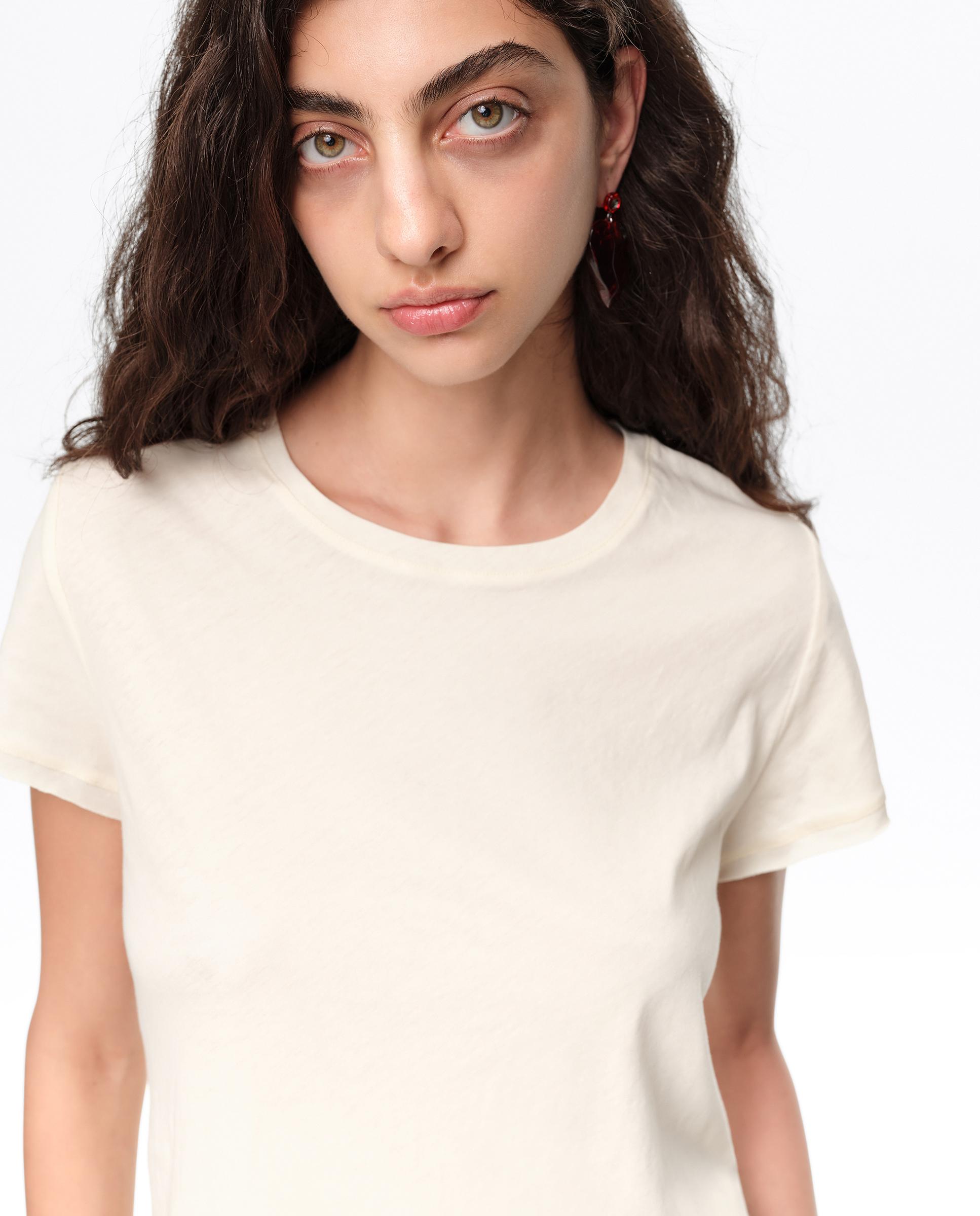 T-shirt com Corte a Direito em Algodão Amarelo-2