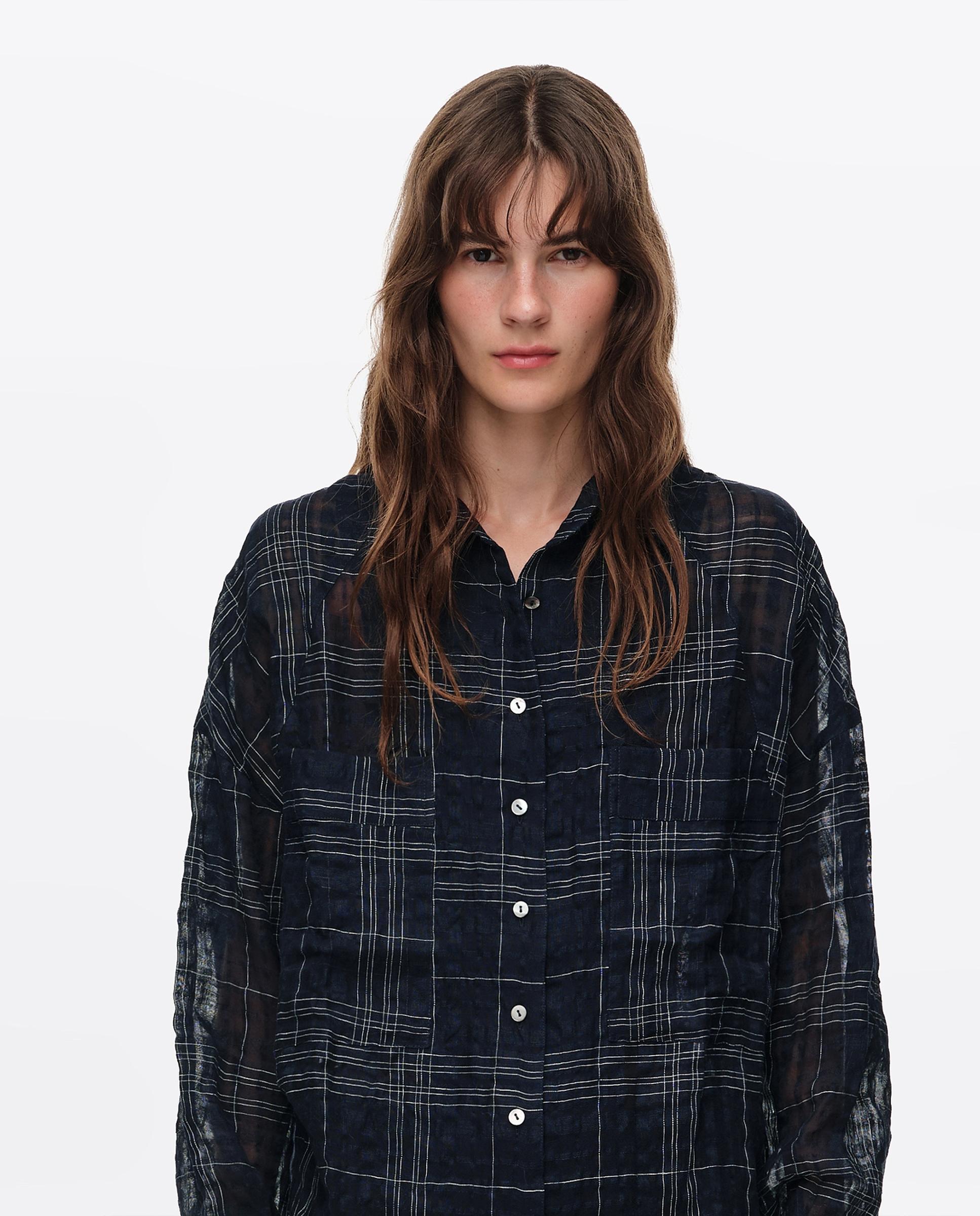 Imagem 0 de Camisa Oversize em Linho Aos Quadrados