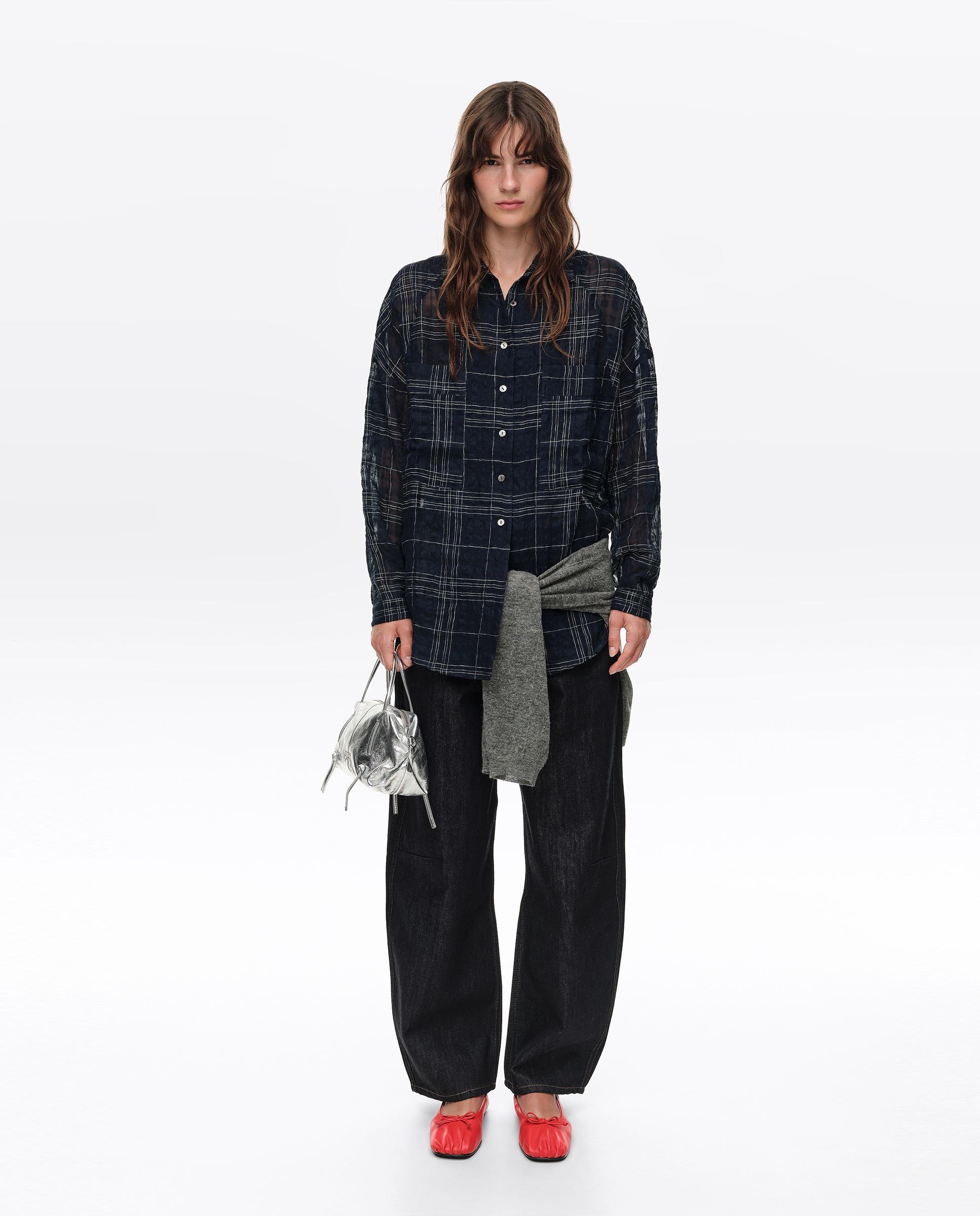 Camisa Oversize em Linho Aos Quadrados Azul-marinho-6