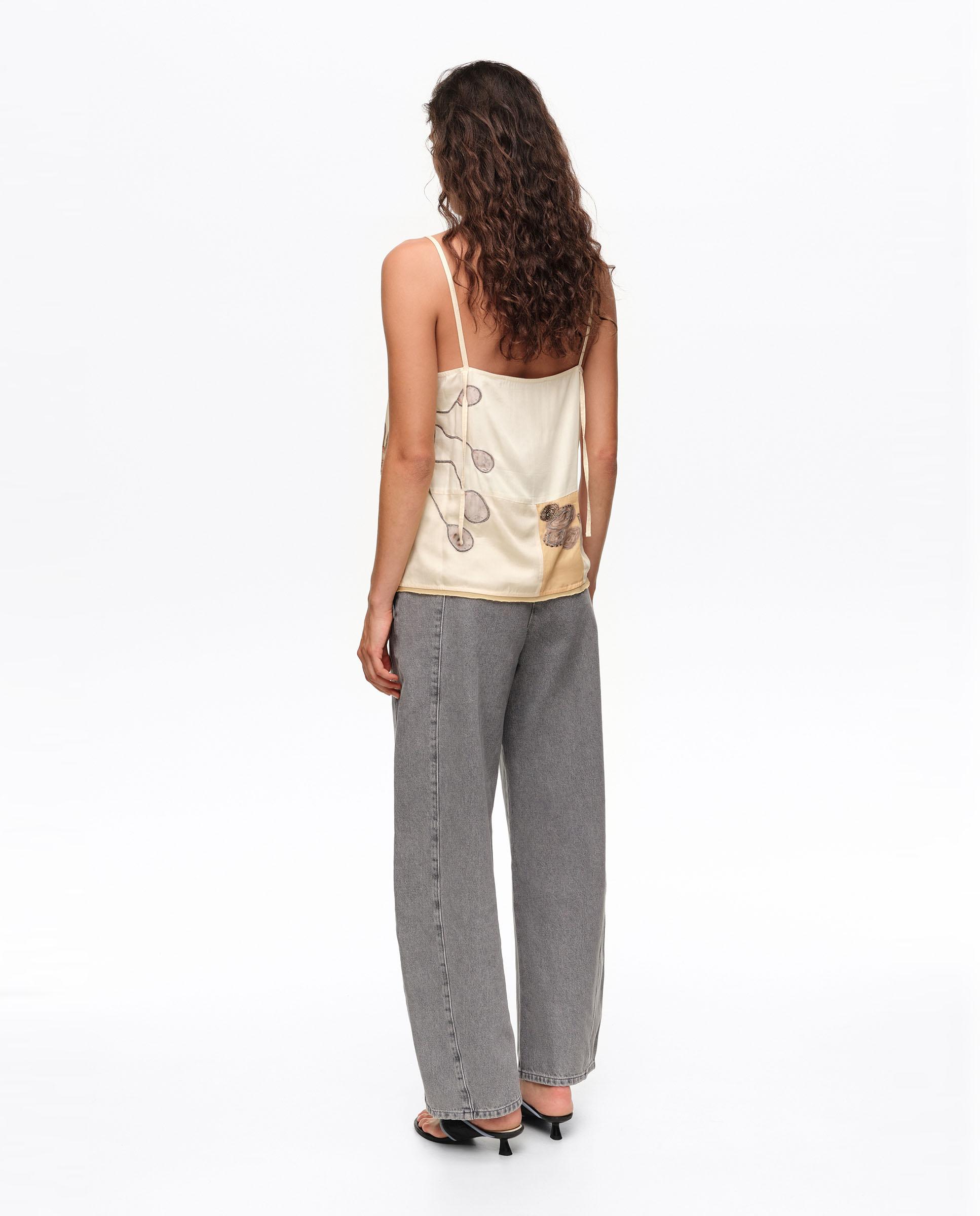 Top de Alças com Estampado Magical Forest Creme-4
