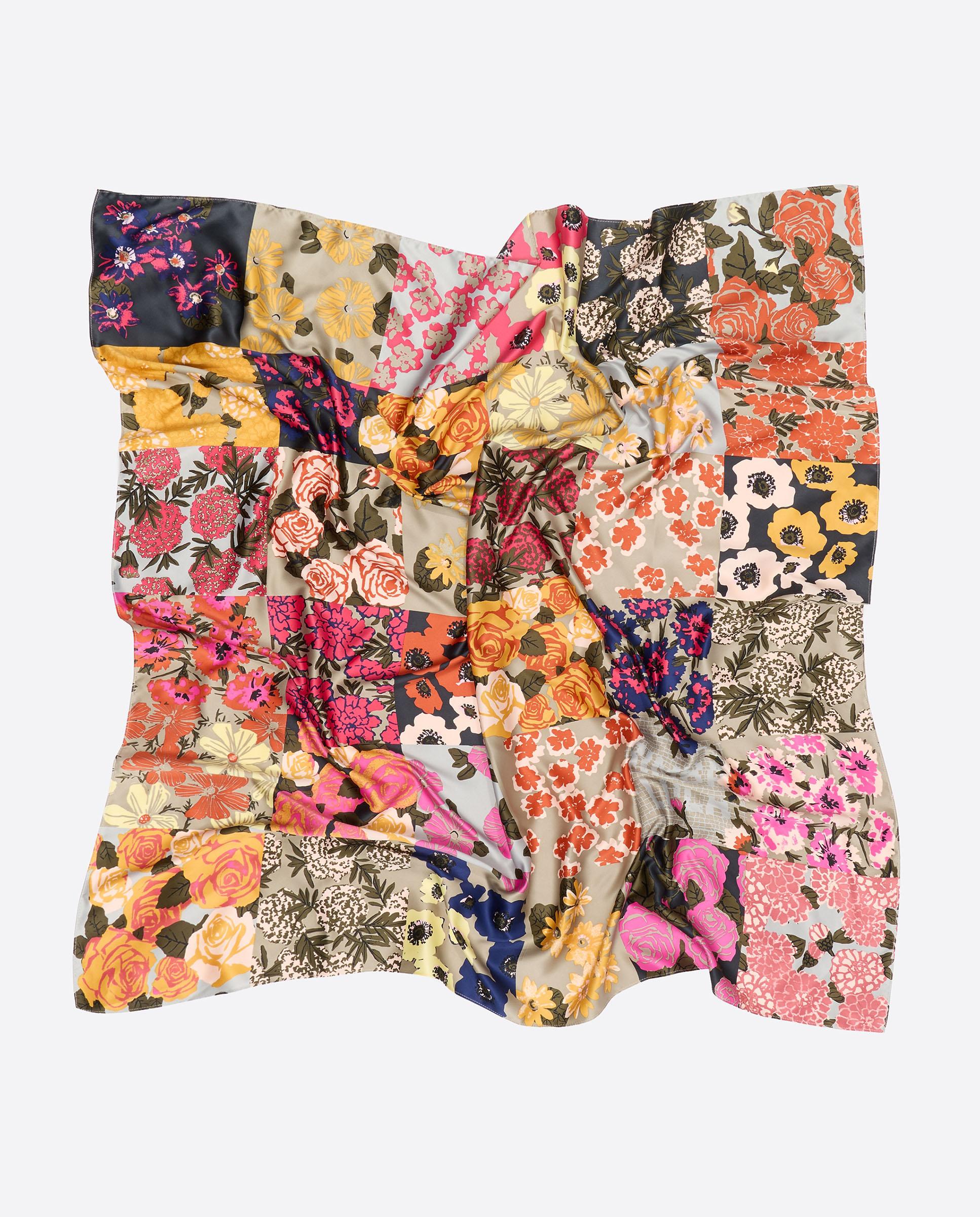 Lenço 100*100 Patchwork Flores Branco-2