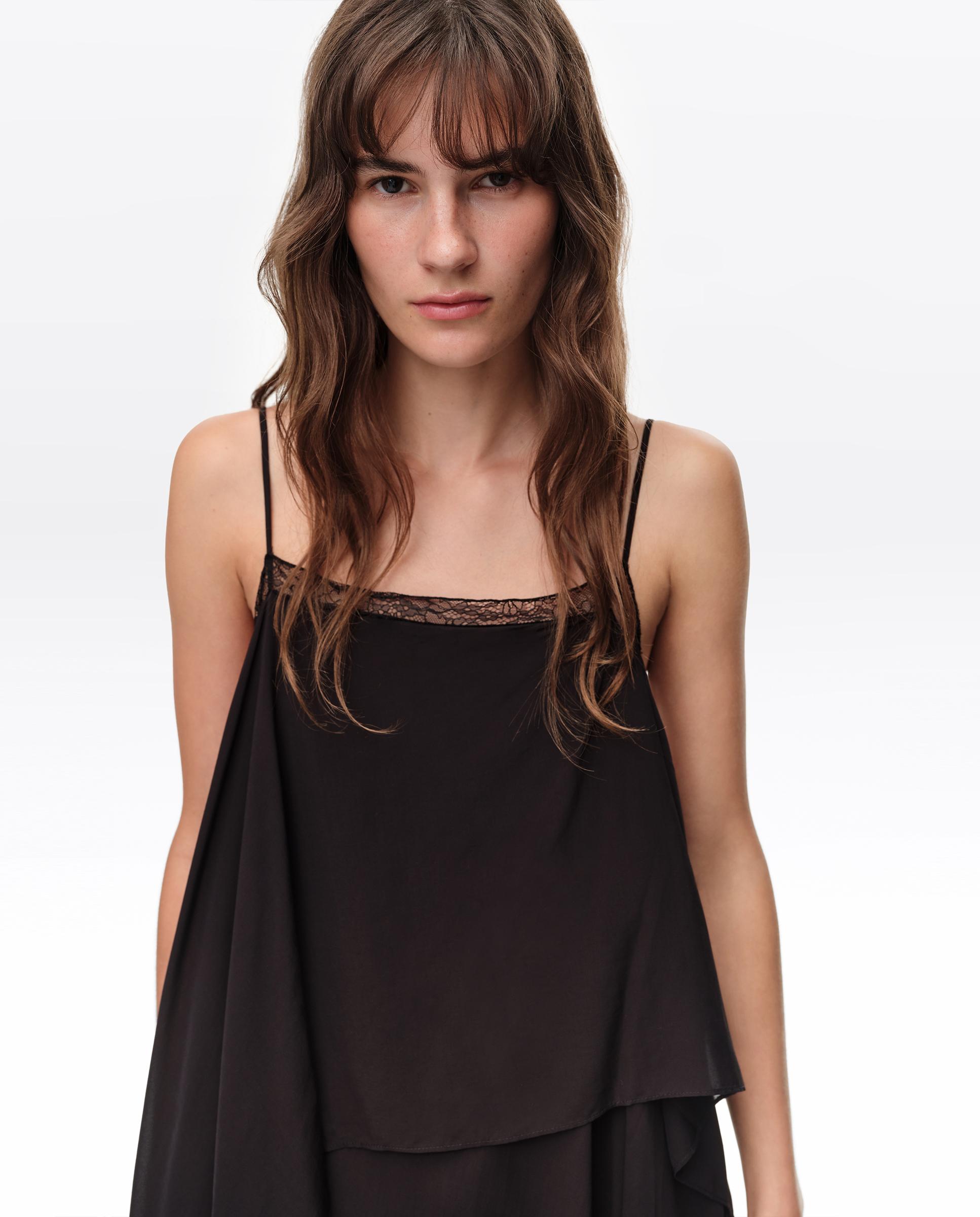 Vestido Fluido com Capas Preto-2