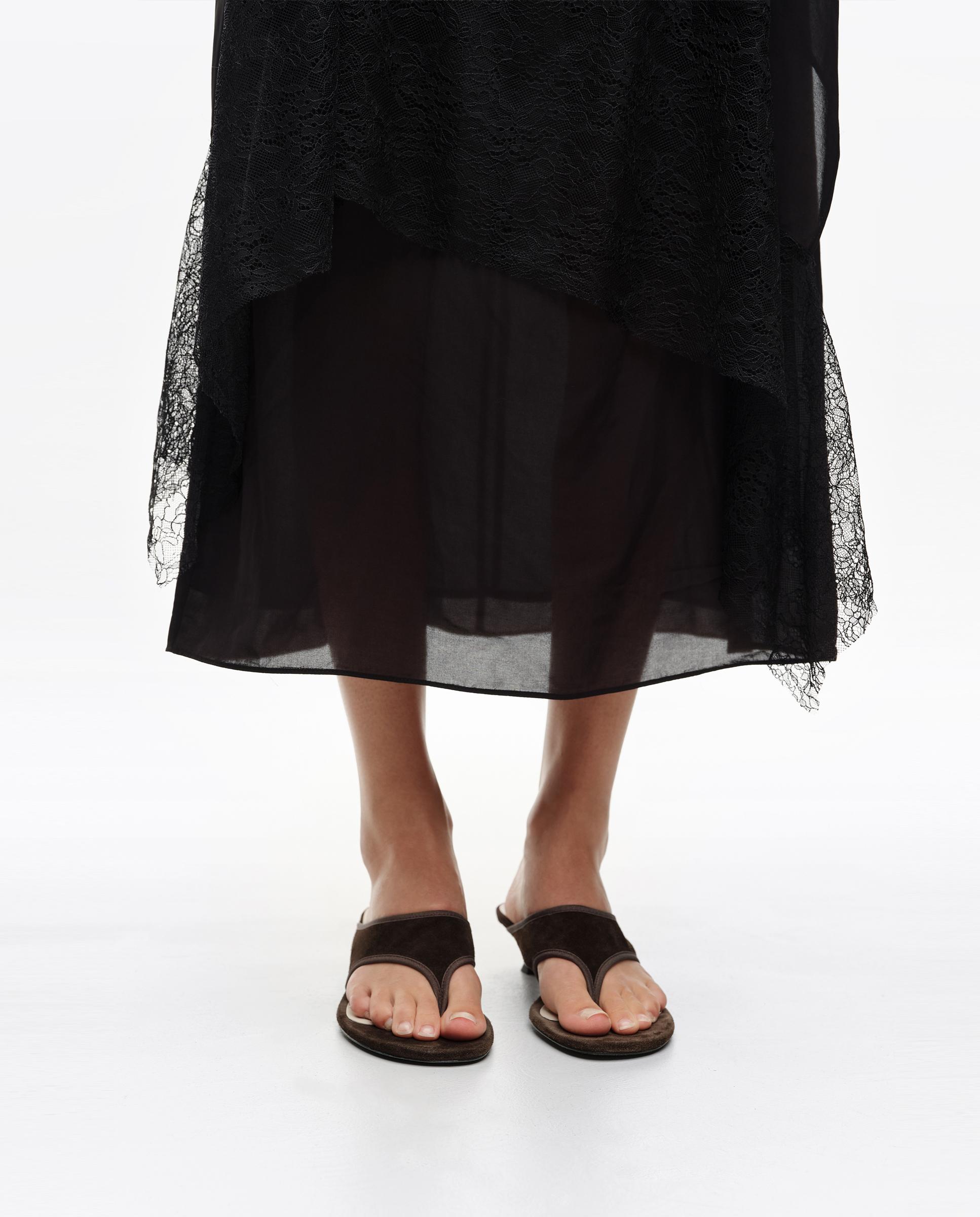 Vestido Fluido com Capas Preto-3
