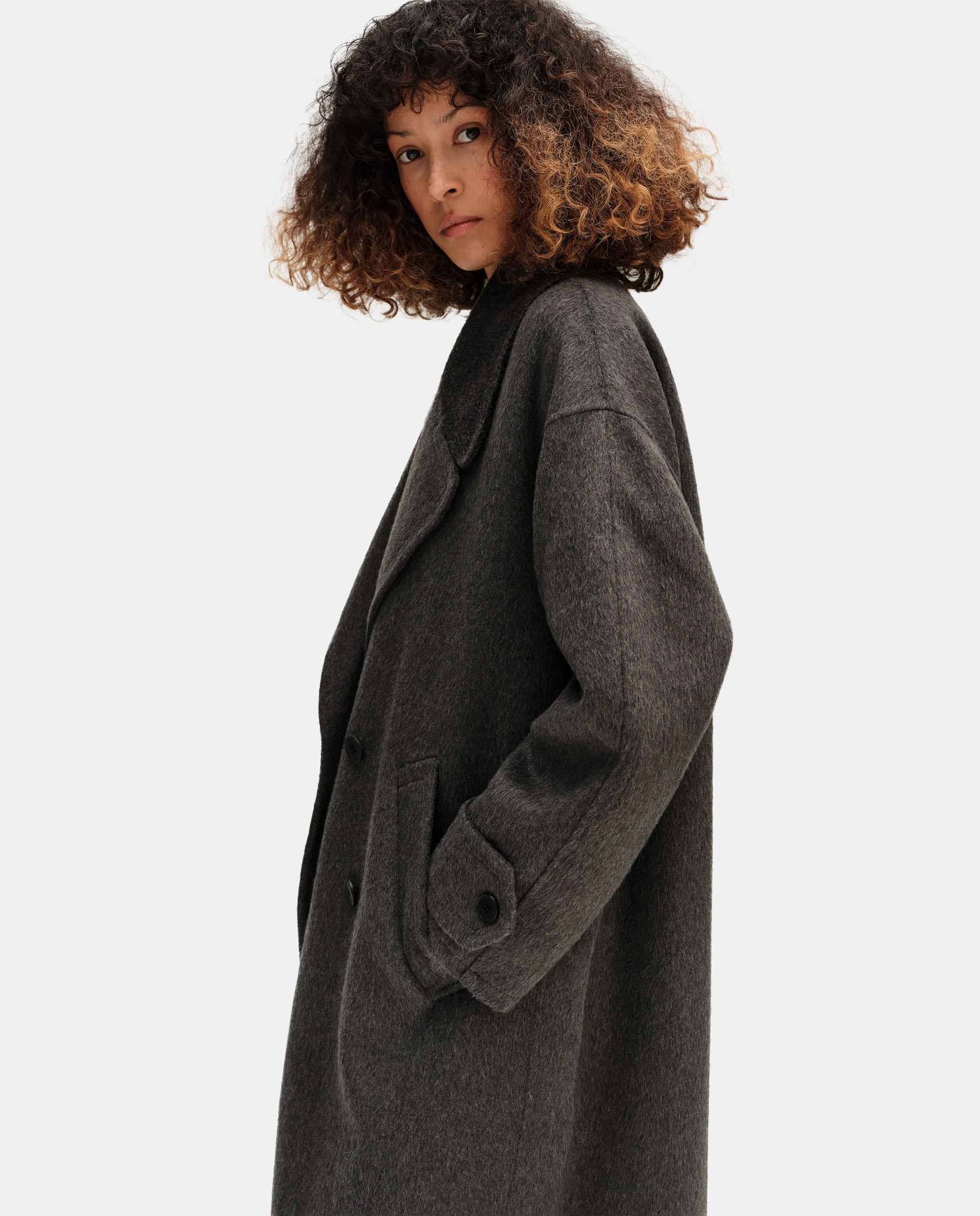 product.carousel.image.label