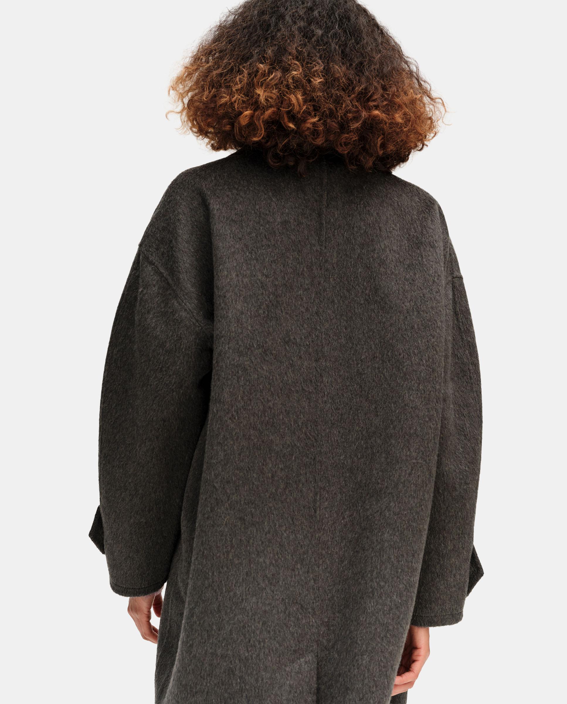 product.carousel.image.label