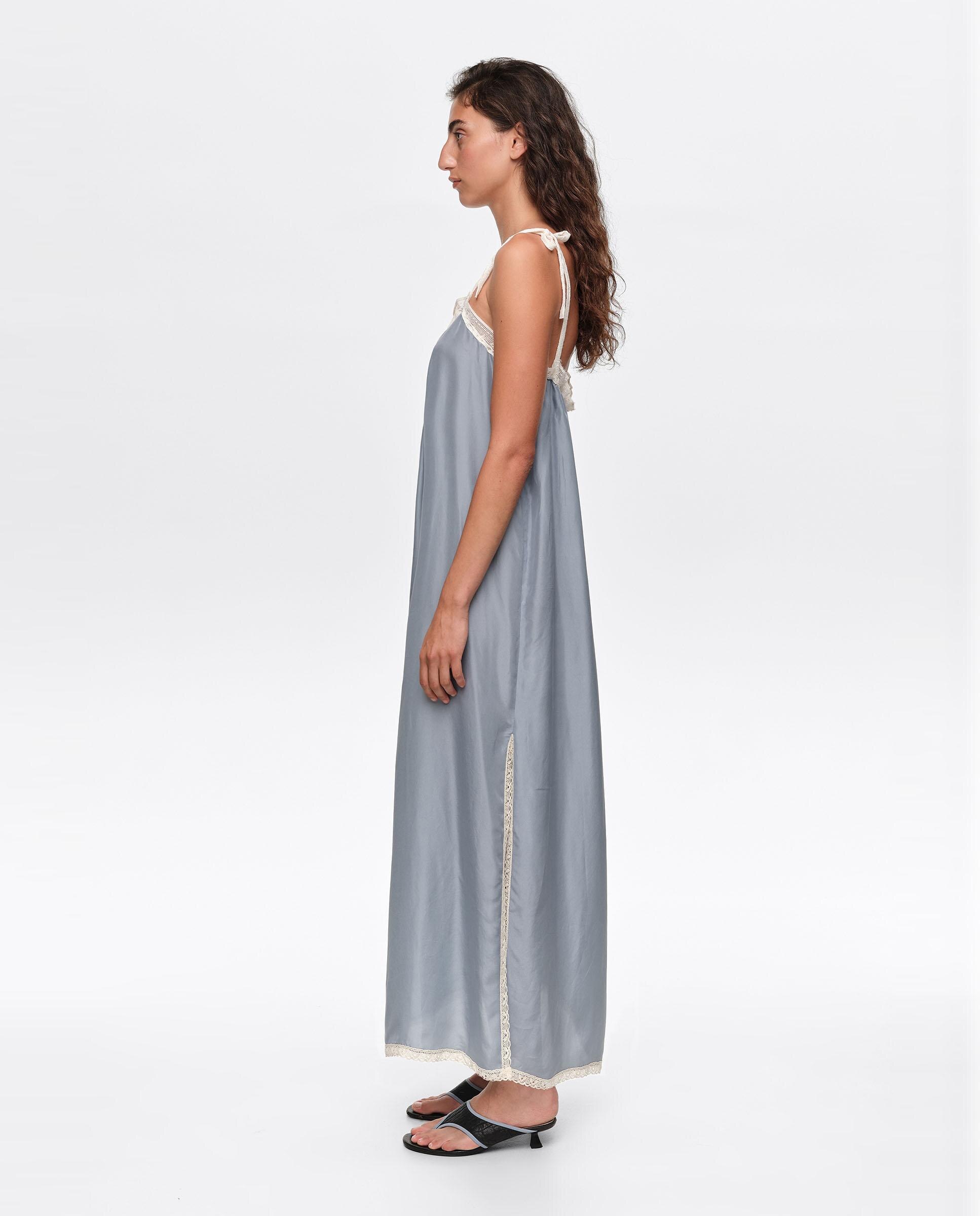 Vestido de Alças com Rendas em Seda Azul-claro-4
