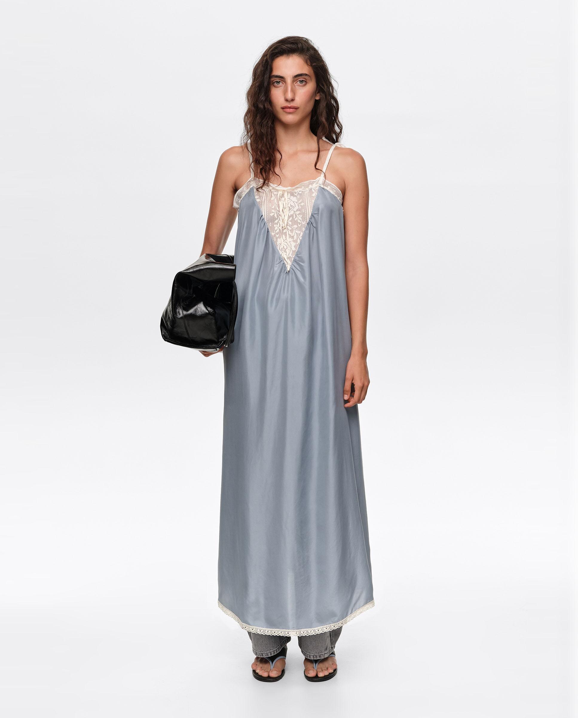 Vestido de Alças com Rendas em Seda Azul-claro-7