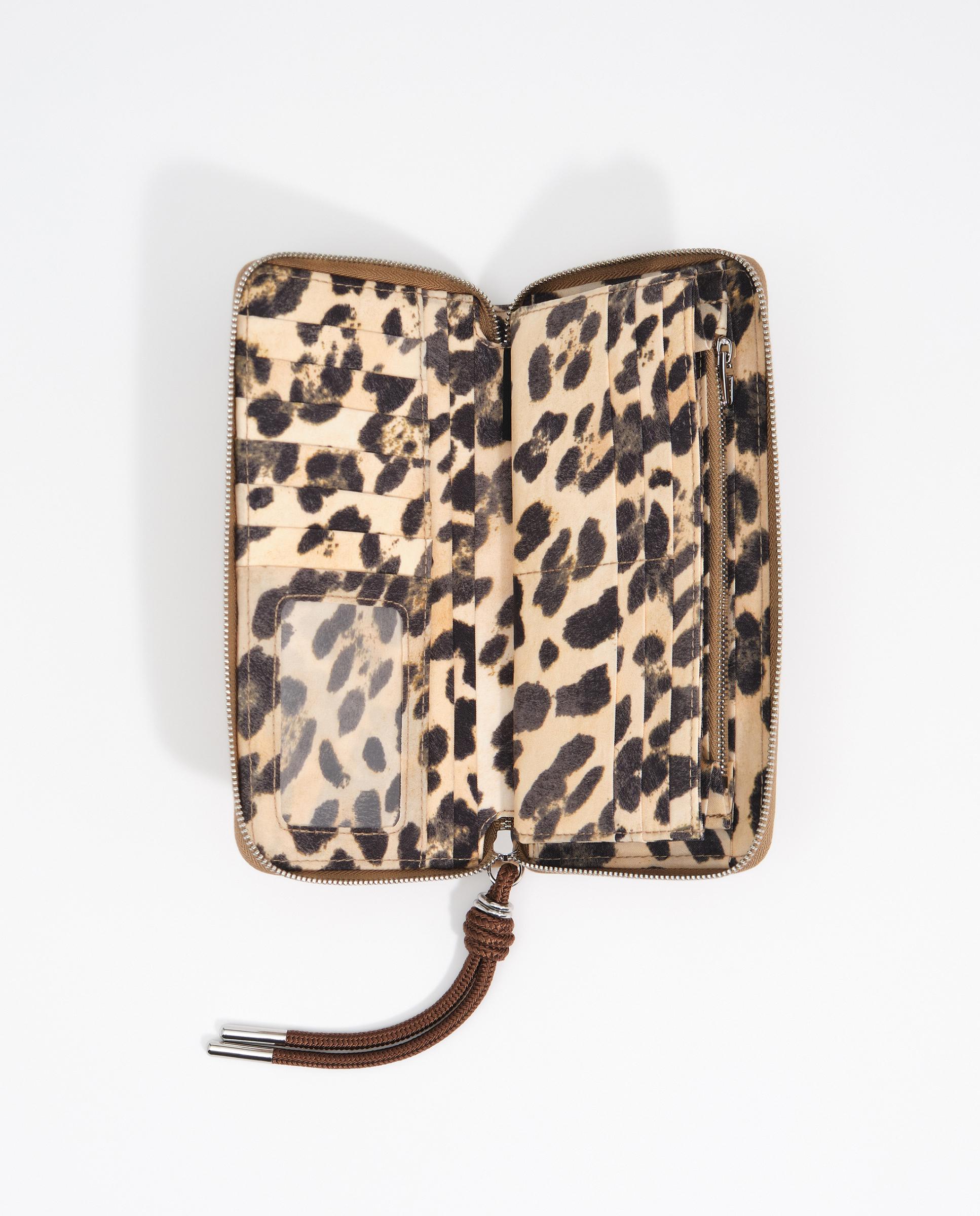 Carteira Fecho Zip Grande em Nylon Leopard Natural-4
