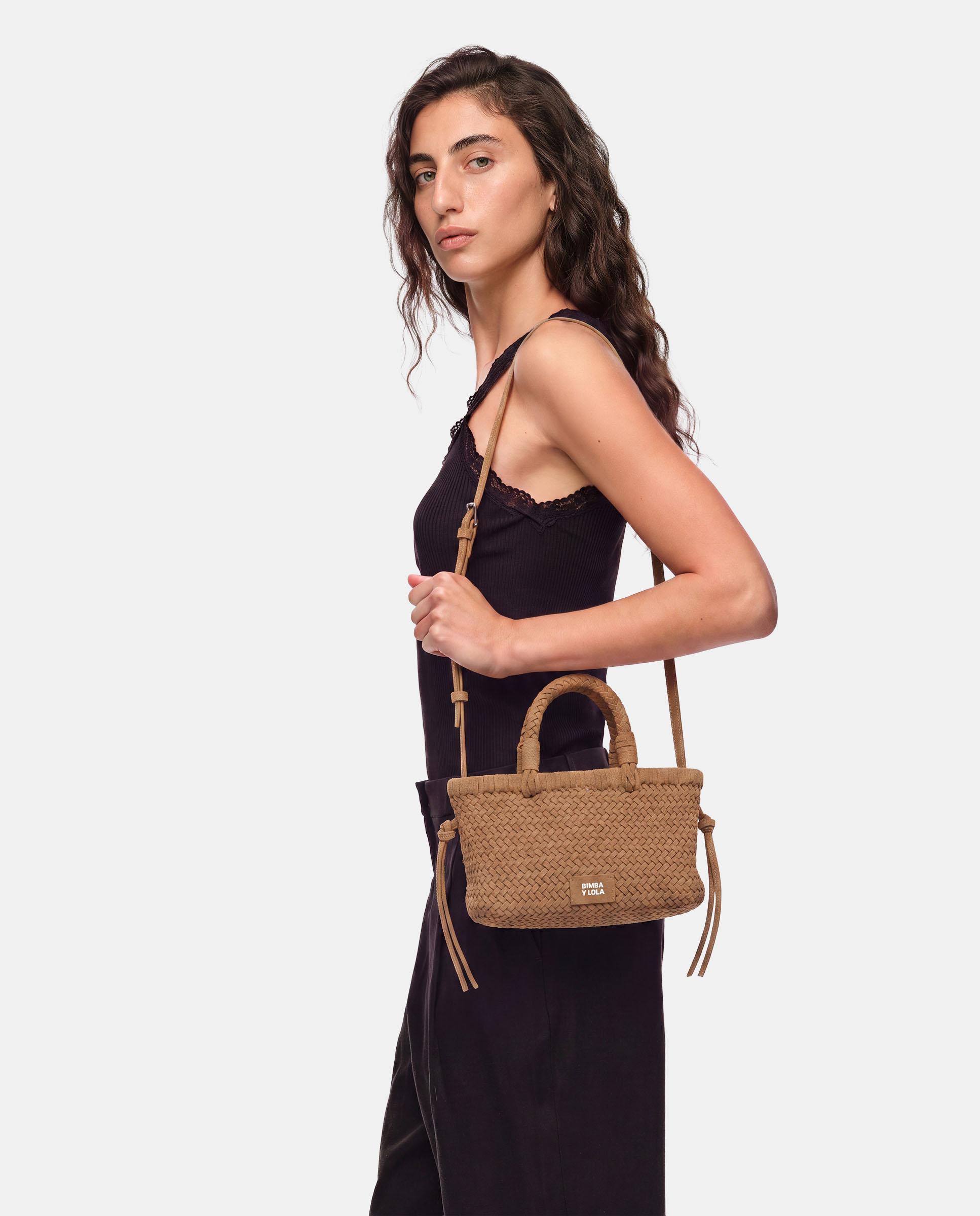 product.carousel.image.label