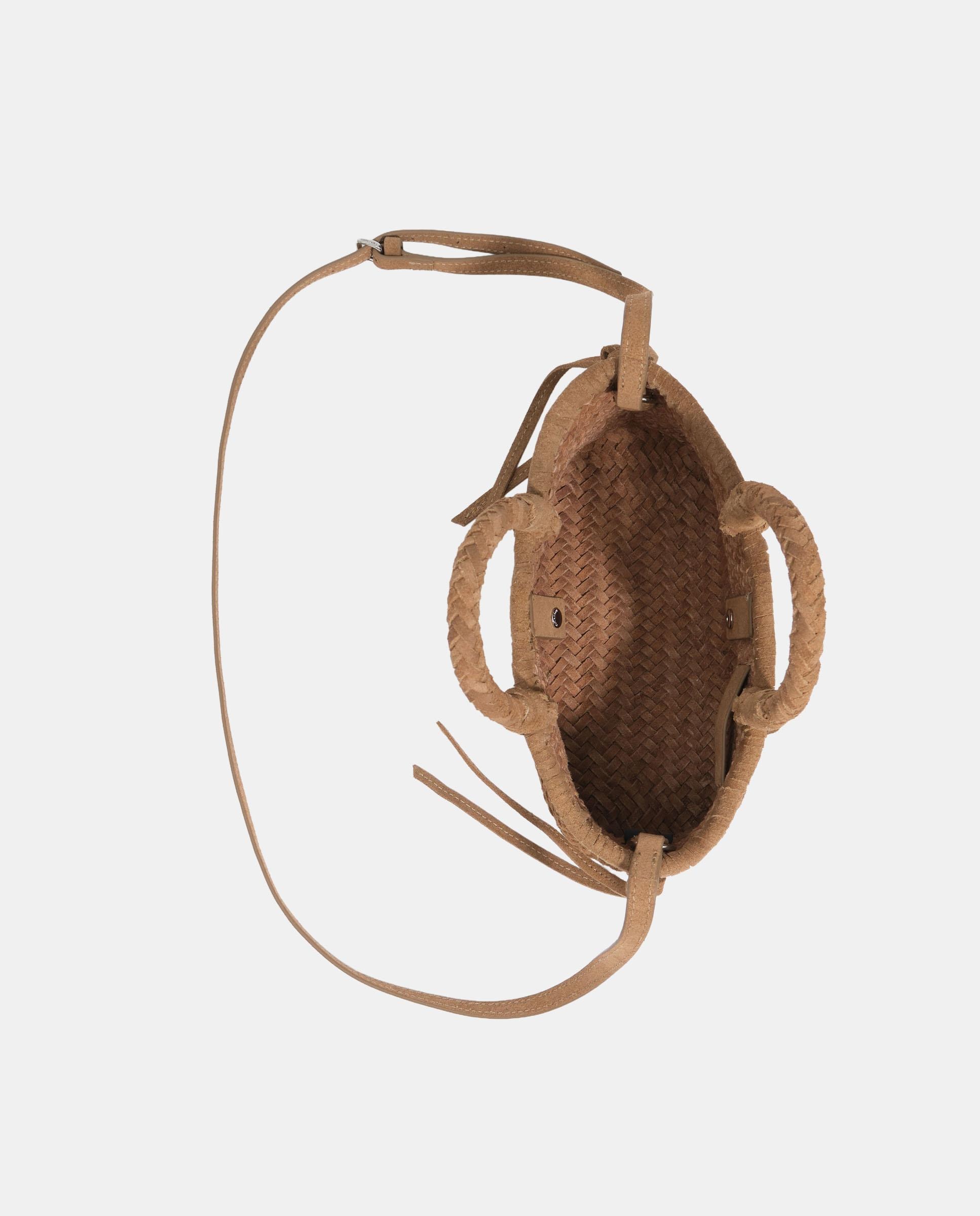 product.carousel.image.label