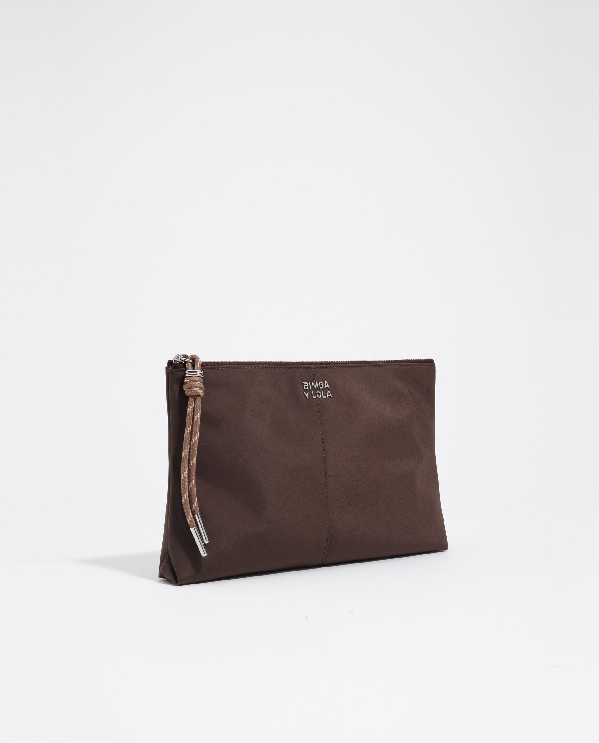 Necessaire Sobre Médio em Nylon Castanho-5