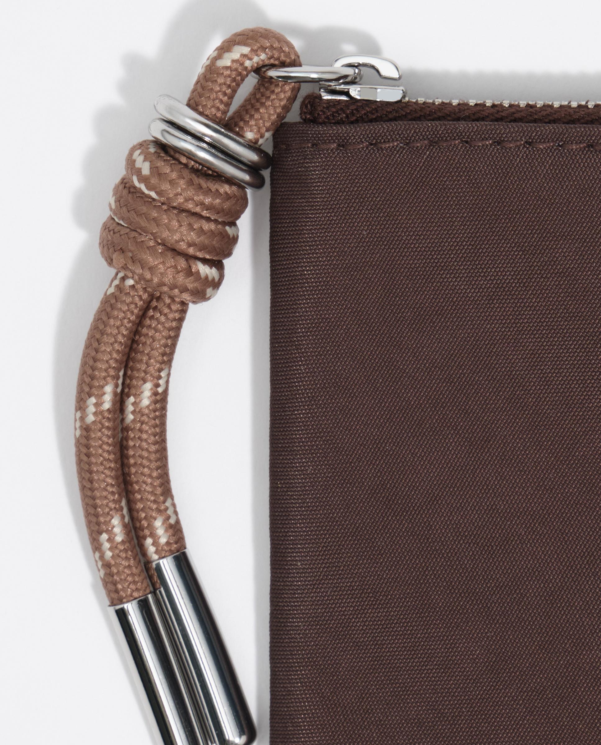 Porta-moedas com Fecho Zip Nylon Castanho-2
