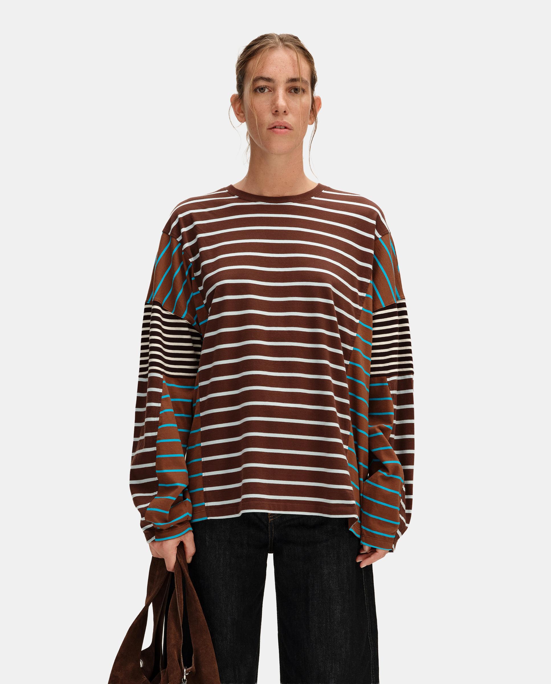 Imagem 0 de T-shirt Oversize Multiriscas