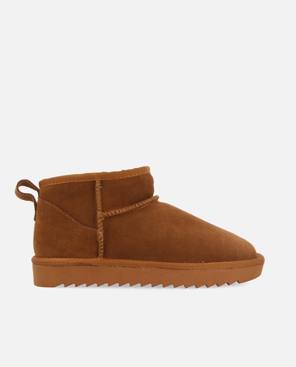 Botas Australianas de Cano Baixo Forradas de Pelo Couro-2