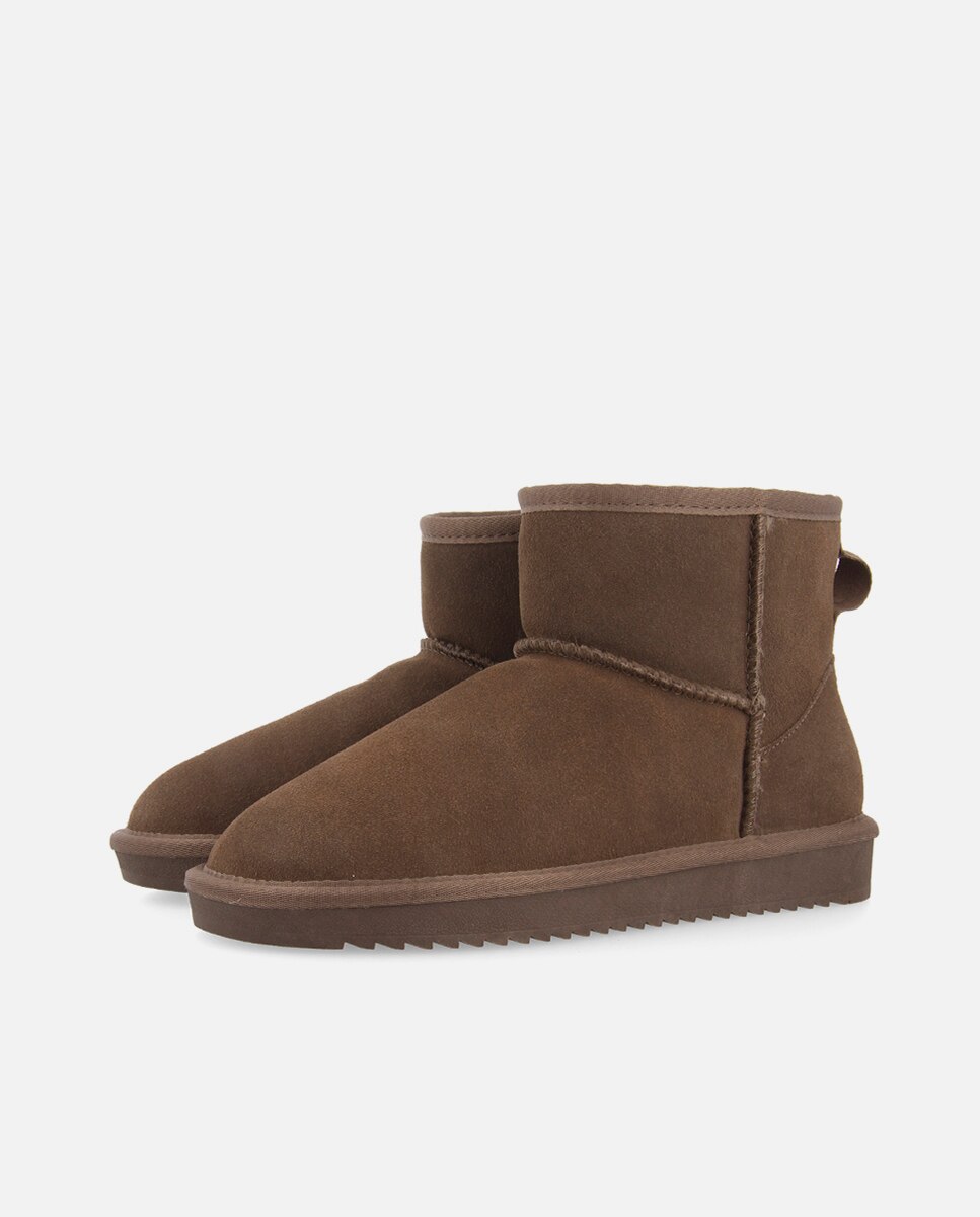 Botas Australianas de Cano Médio Forradas de Pelo Castanho-2