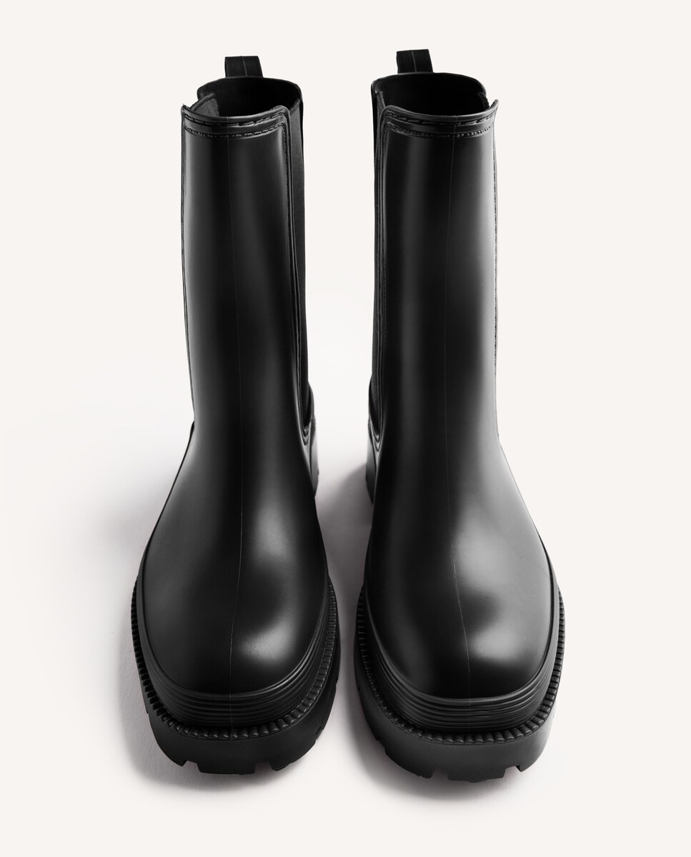 Botas de Água com Sola Tipo Track e Elásticos Preto-4