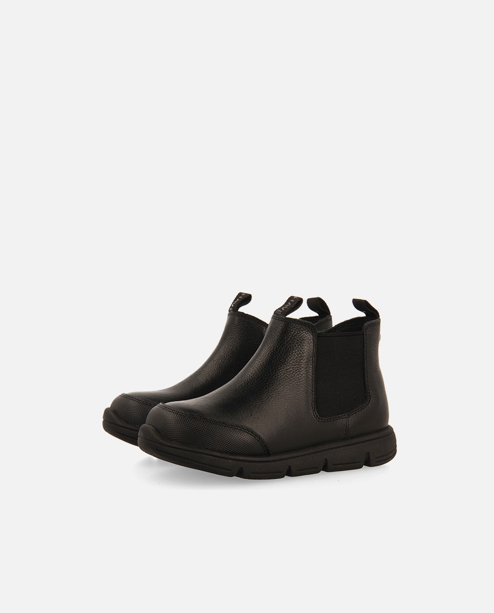 Botins Escolares em Pele com Sola Antiderrapante Preto-2