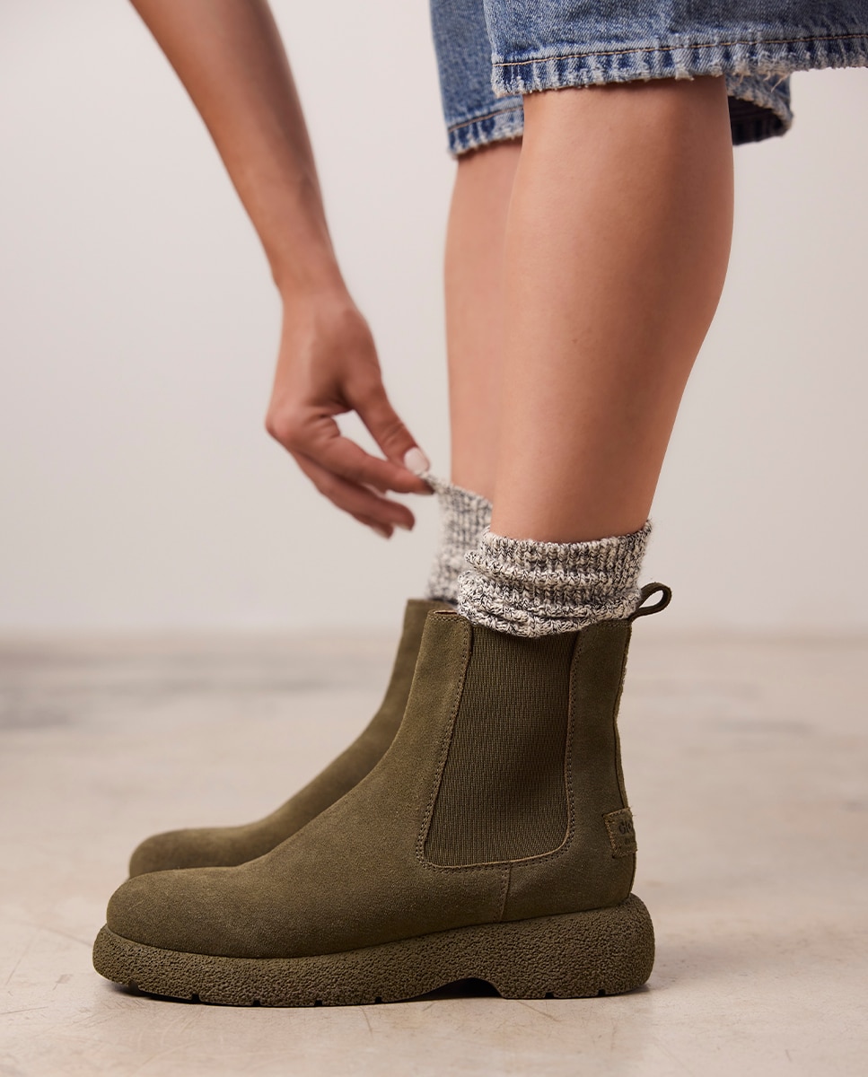 Botins de Camurça Estilo Chelsea Verde-militar-5