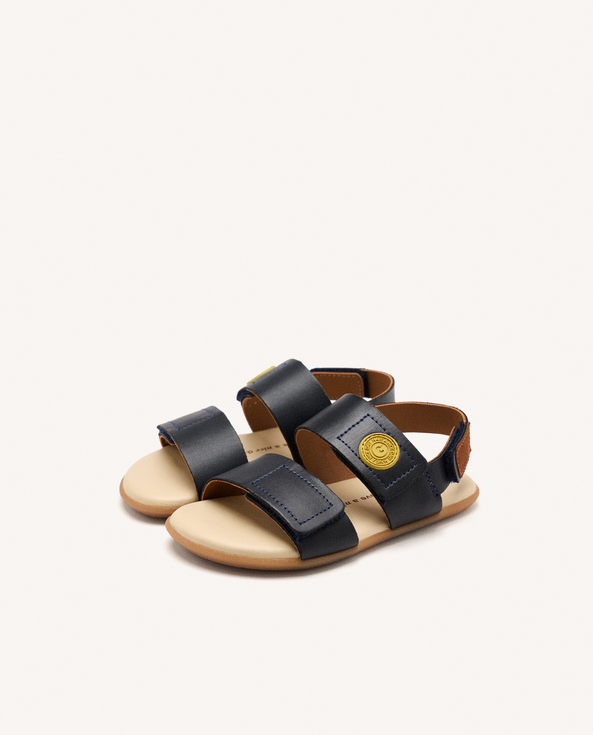 Sandálias Abertas Infantil Barefoot de Pele com Fecho Duplo Azul-2