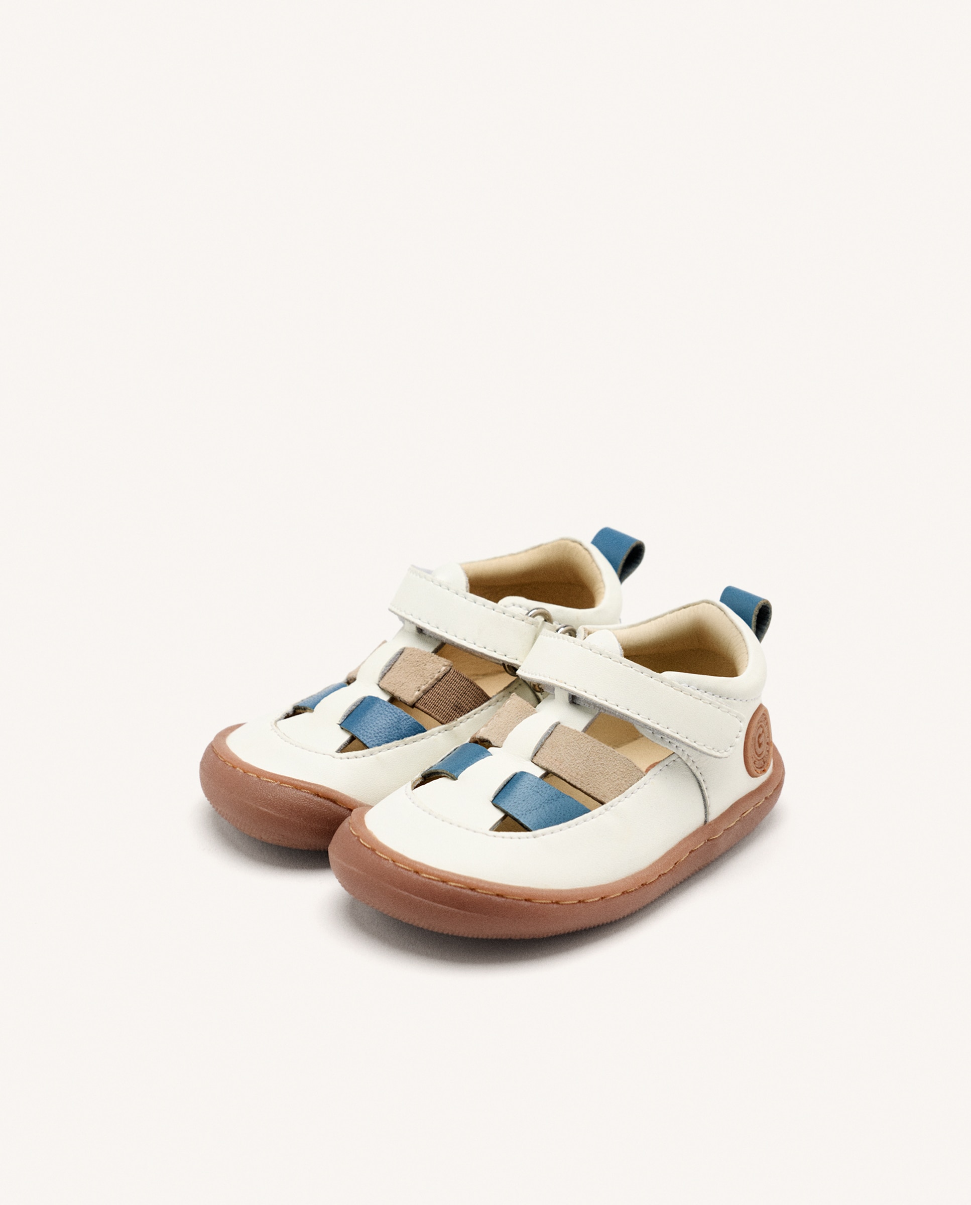 Sandálias para Bebé Barefoot de Pele Tipo Cangrejeras Gioseppo Bege-2