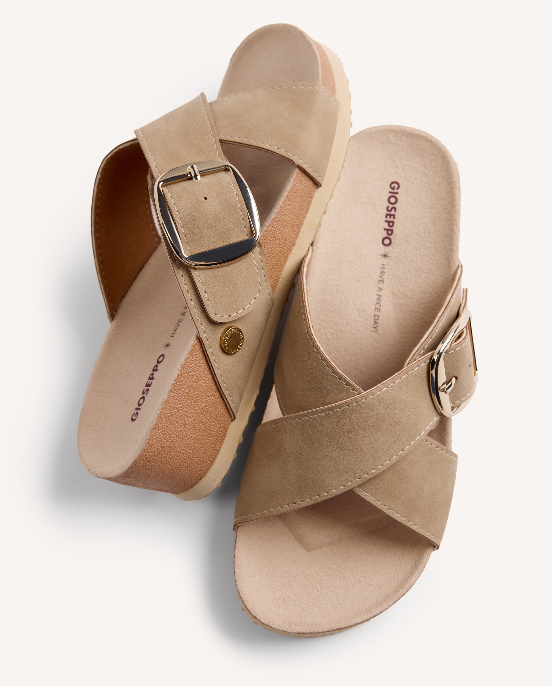 Sandálias de Cunha Cruzadas com Detalhe de Fivela Taupe-4