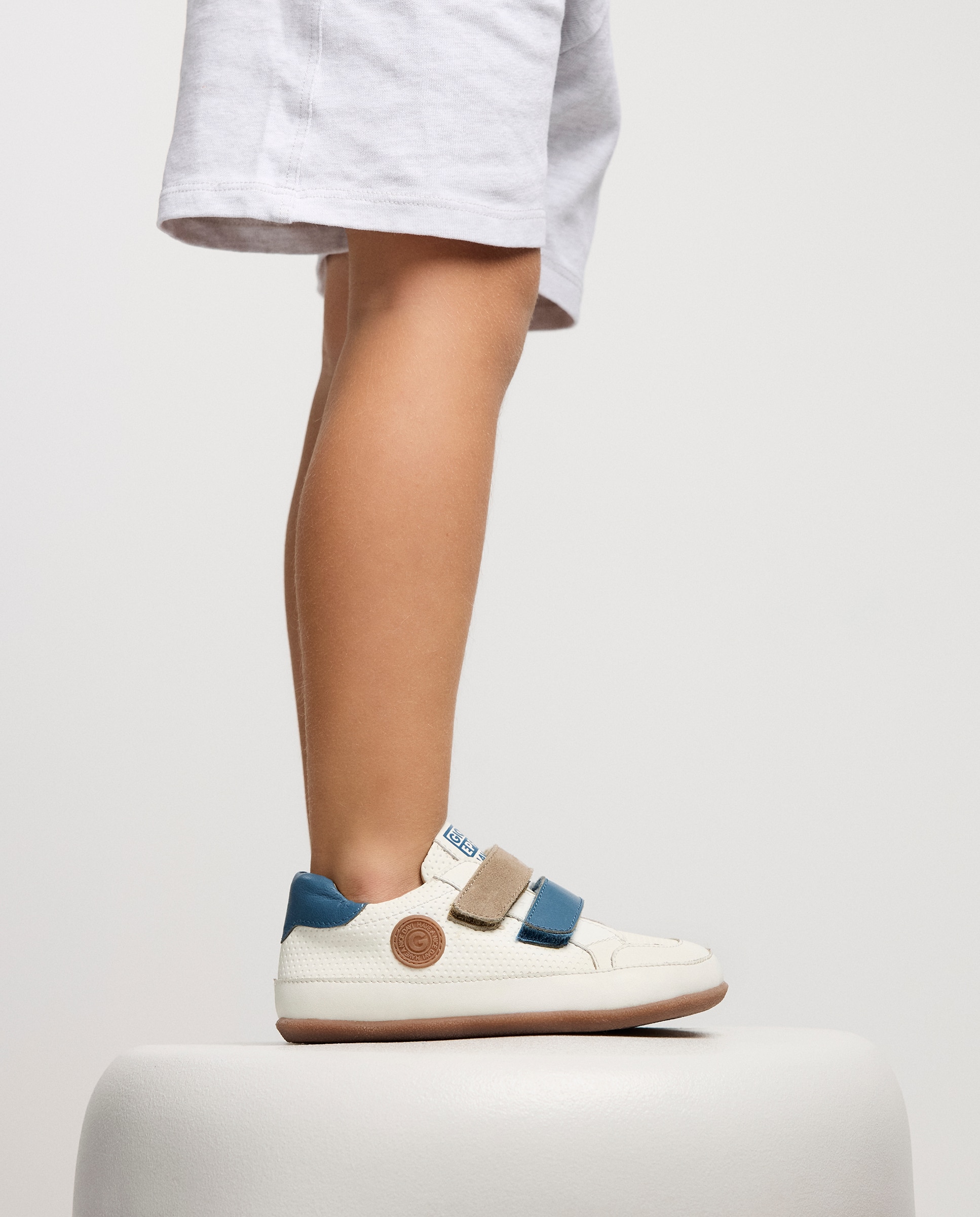 Sapatilhas de Pele Infantil Barefoot Tipo Bambas de Pele Azul / Branco-5