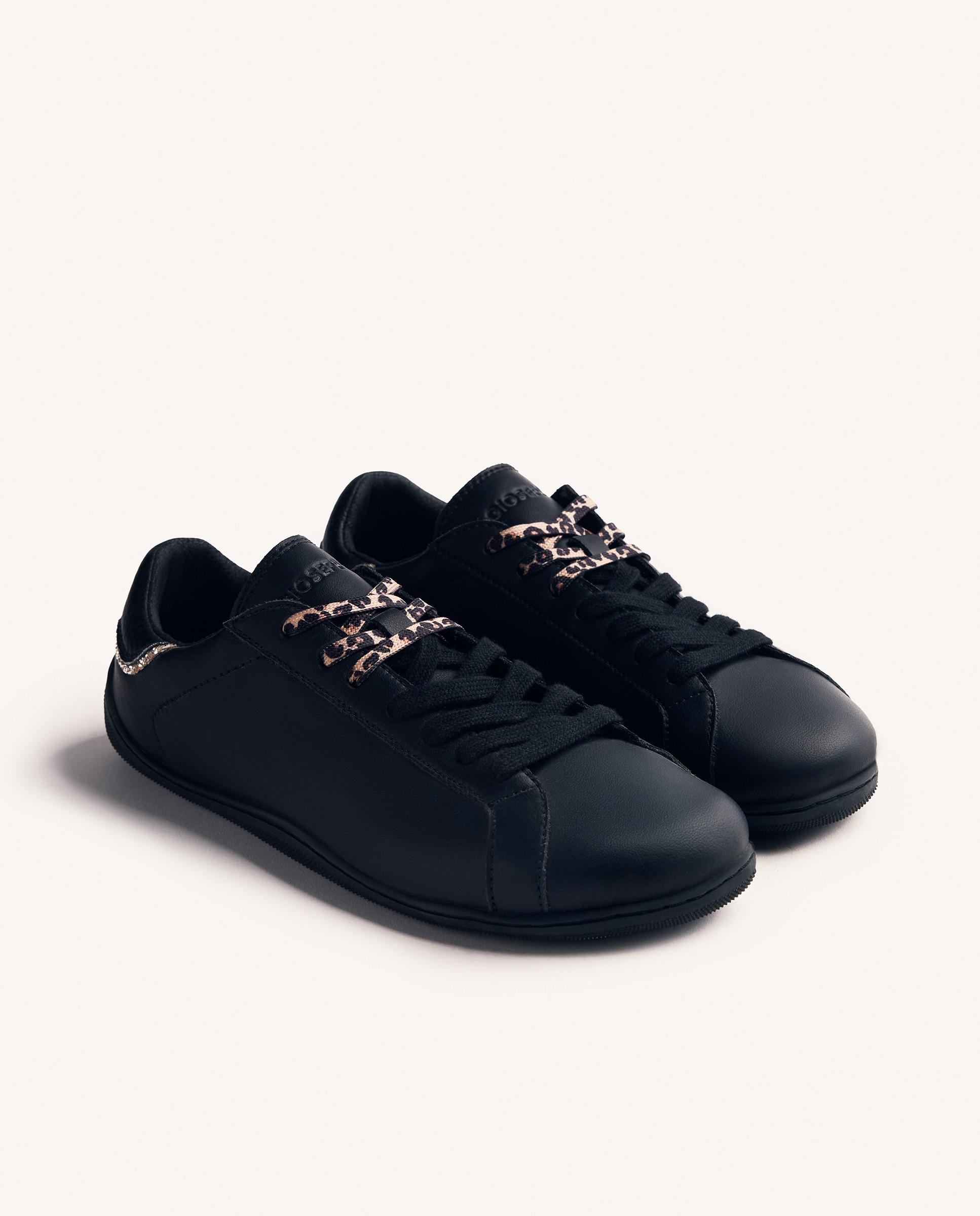 Sapatilhas Desportivas de Pele com Acabamentos Coloridos e Debrum Brilhante Barefoot Preto-2