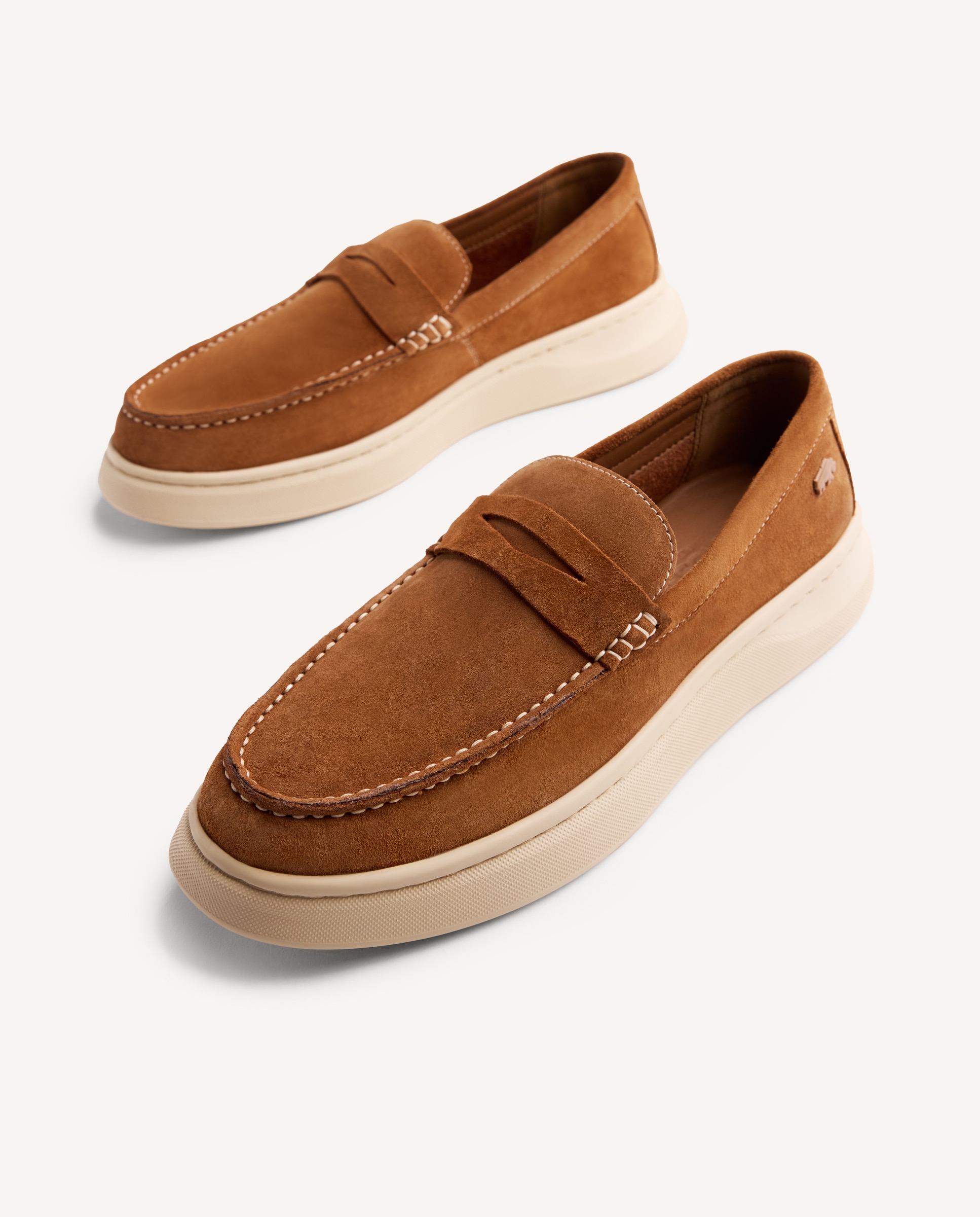 Mocassins de Pele com Plataforma com Detalhe de Antifaz e Palmilha Acolchoada Couro-4