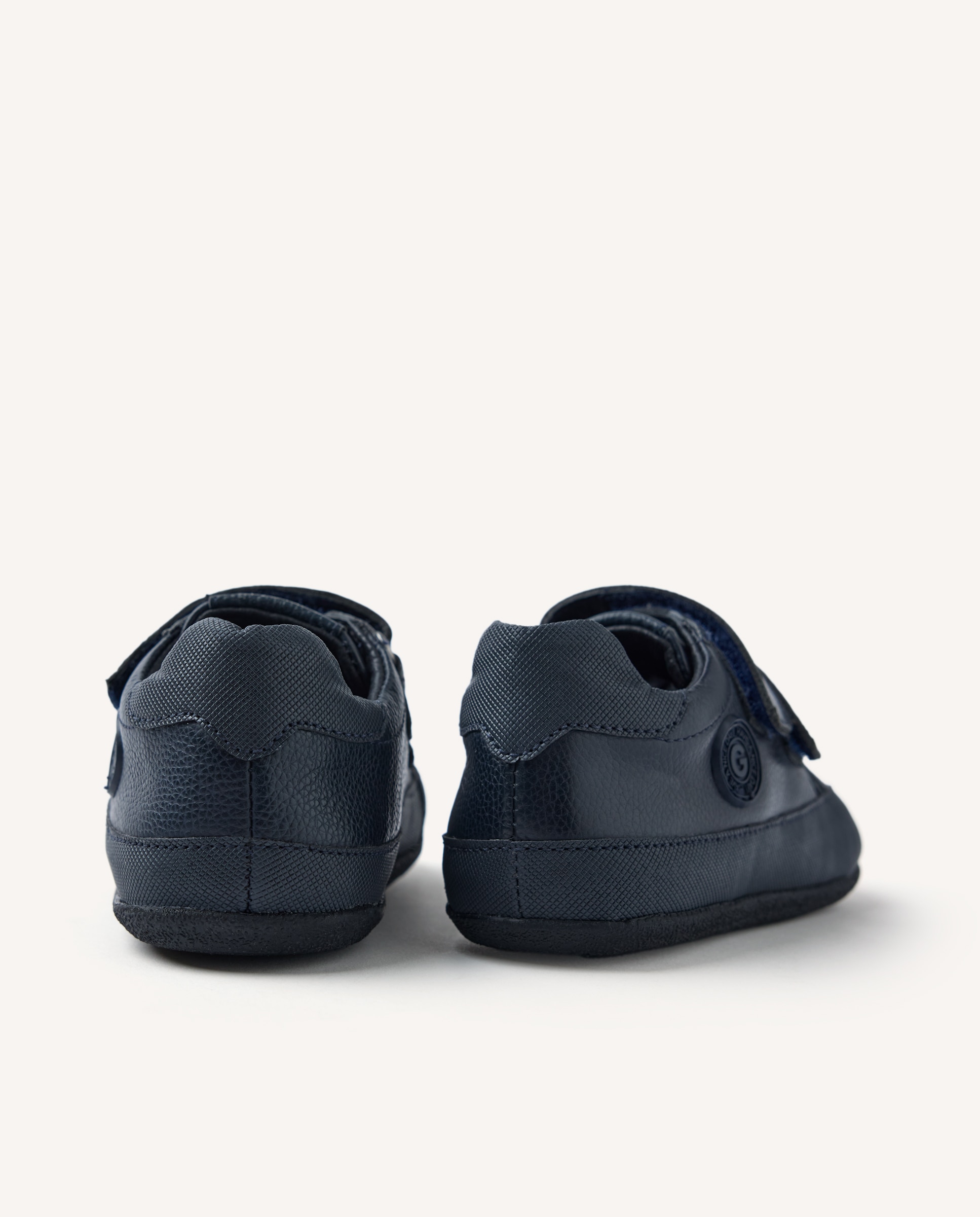 Sapatilhas Desportivas Colegiais Barefoot de Pele com Fecho Duplo Ajustável Gioseppo Azul-marinho-4